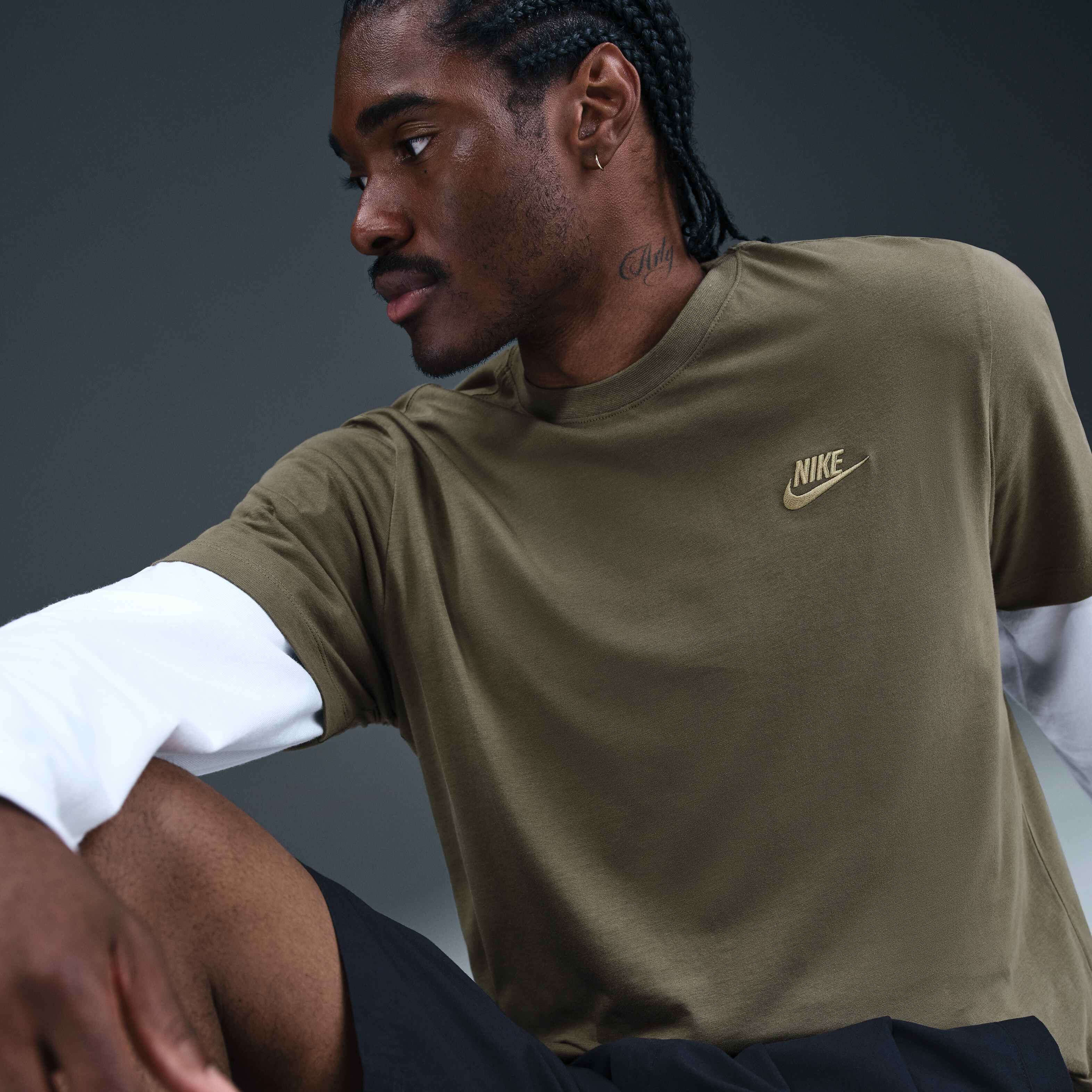 Nike Sportswear Club image number 2