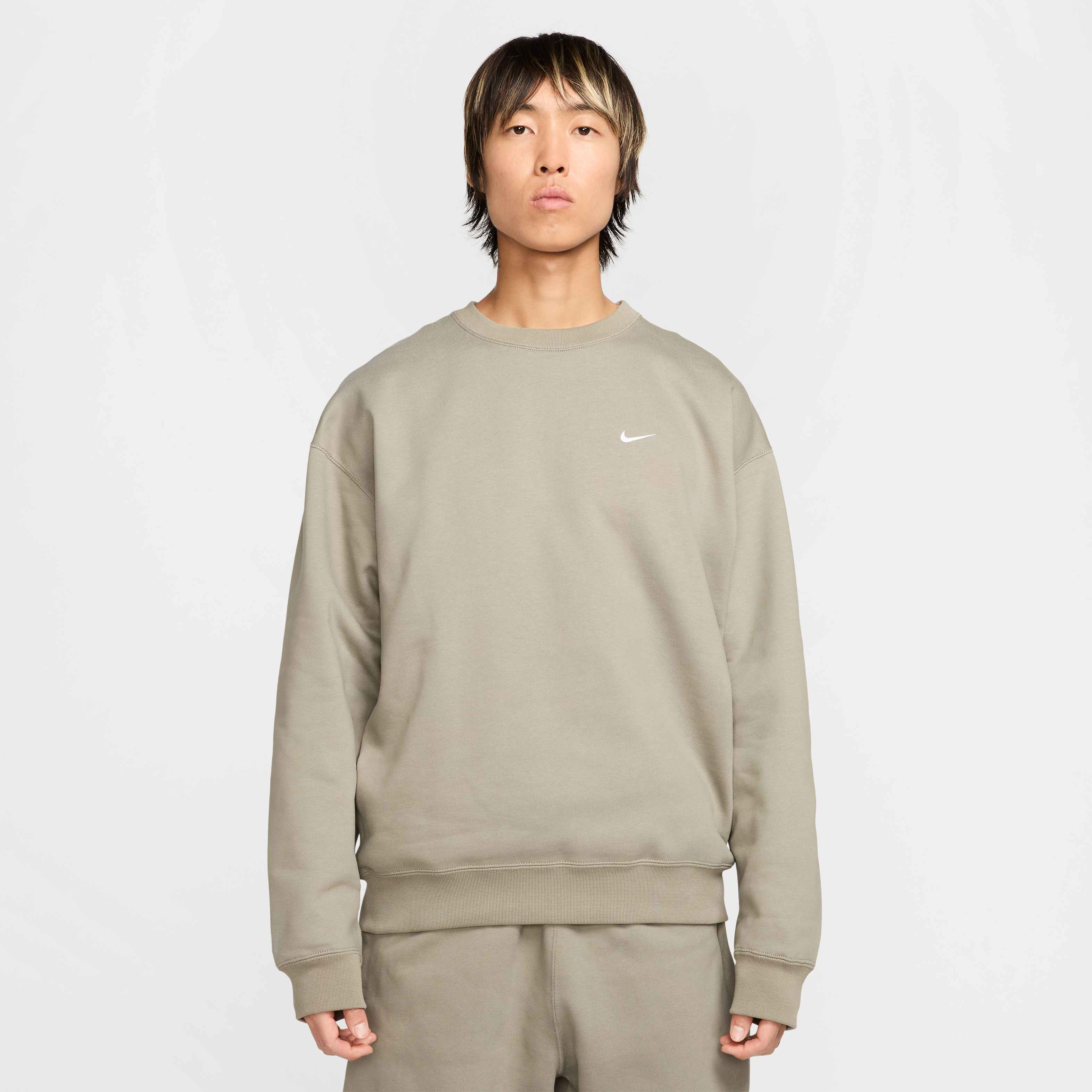 Nike Solo Swoosh image number 0