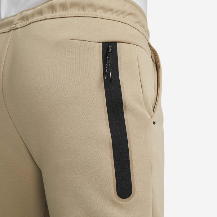 Nike Tech Fleece image number 4 Nike Tech Fleece image number 4