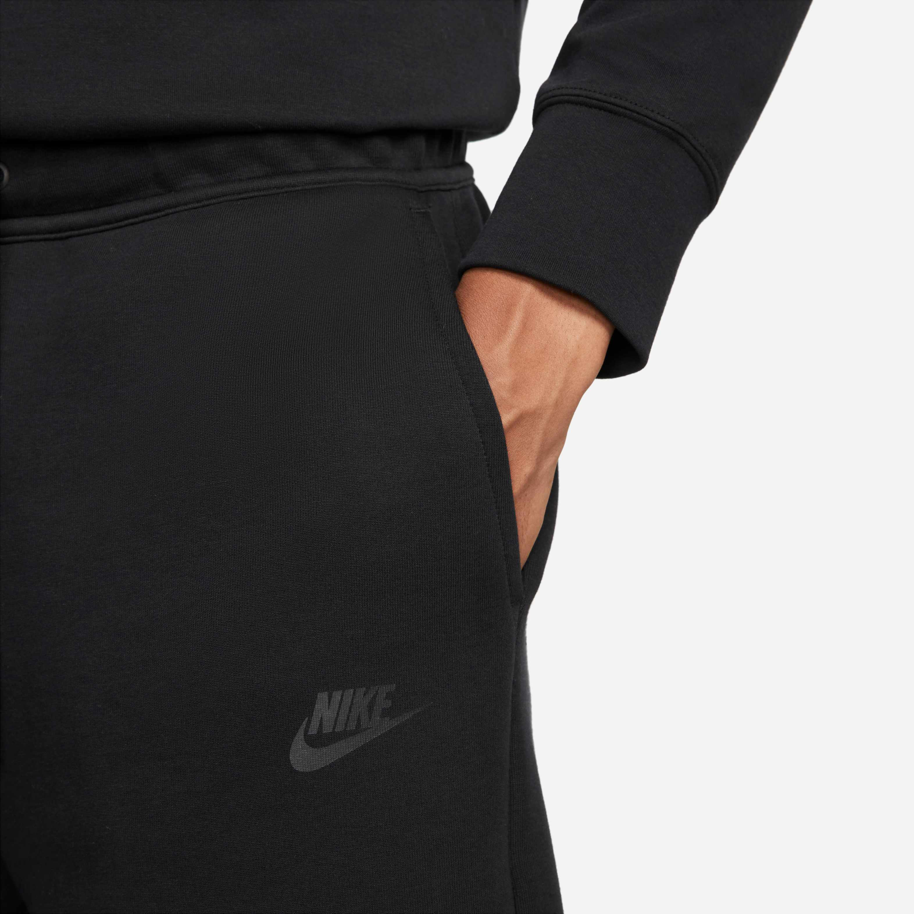 Nike Sportswear Tech Fleece image number 3