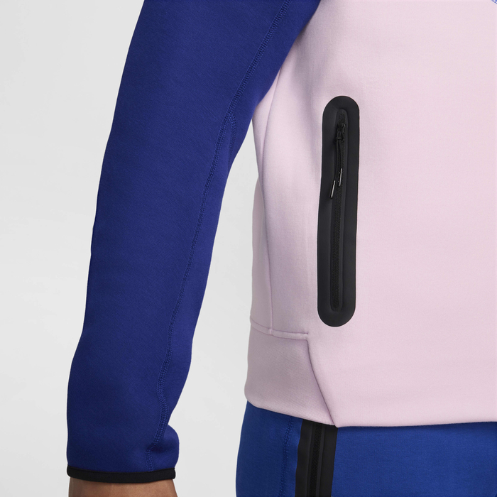 نايكي سبورتسوير تك فليس ويندرانر image number 5 نايكي سبورتسوير تك فليس ويندرانر image number 5