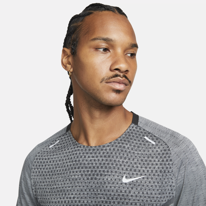 Nike tech knit t sales shirt
