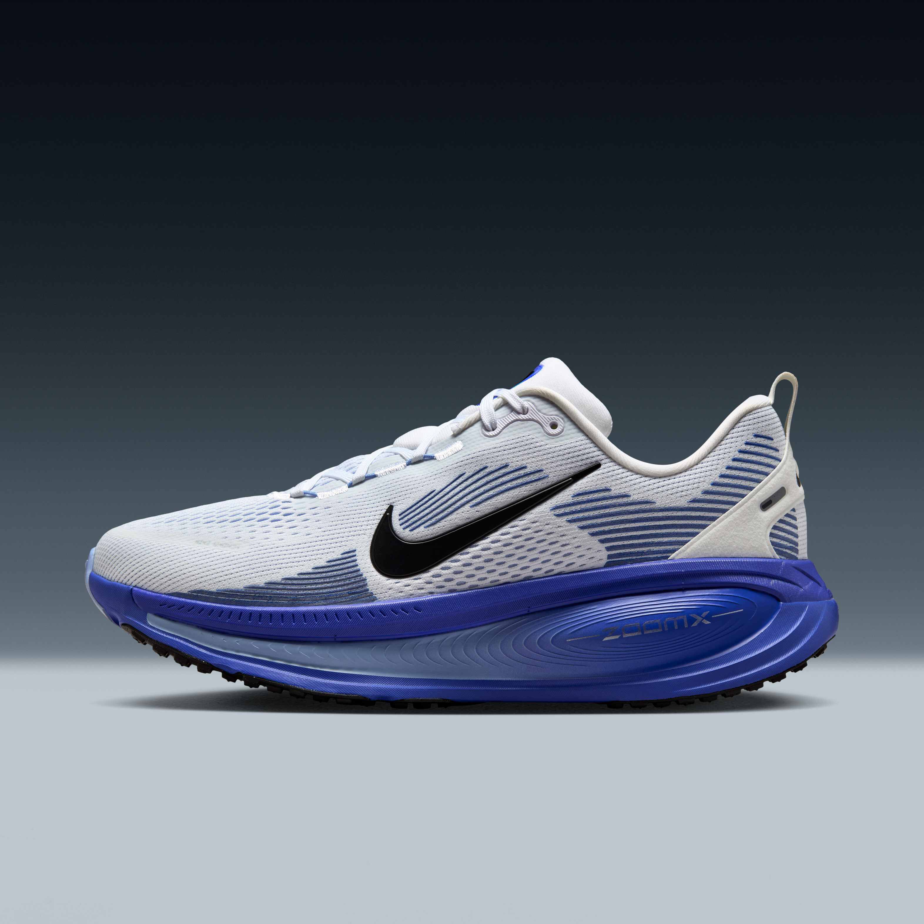 Nike Vomero 18 image number 0