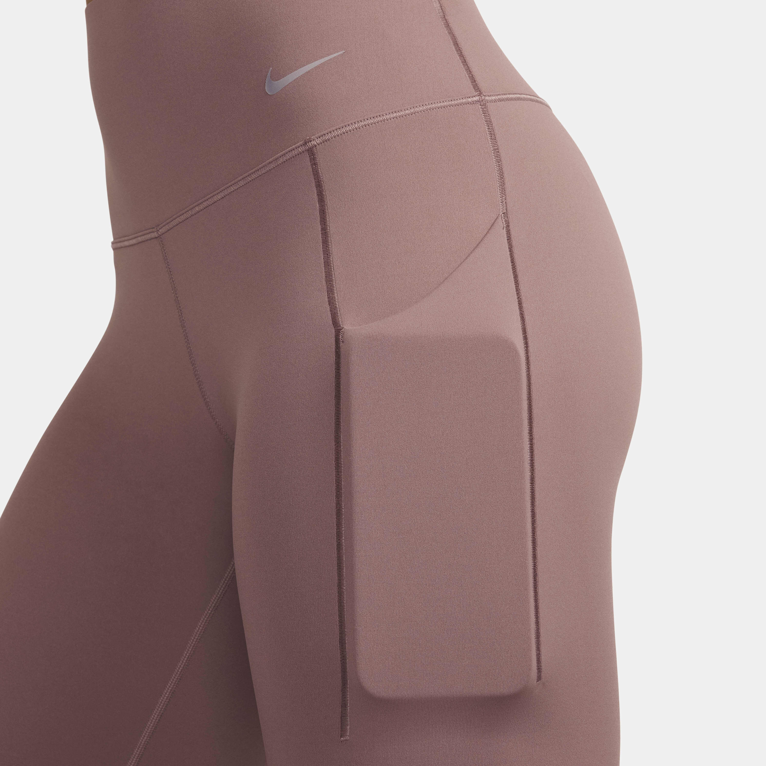 Nike Universa image number 6