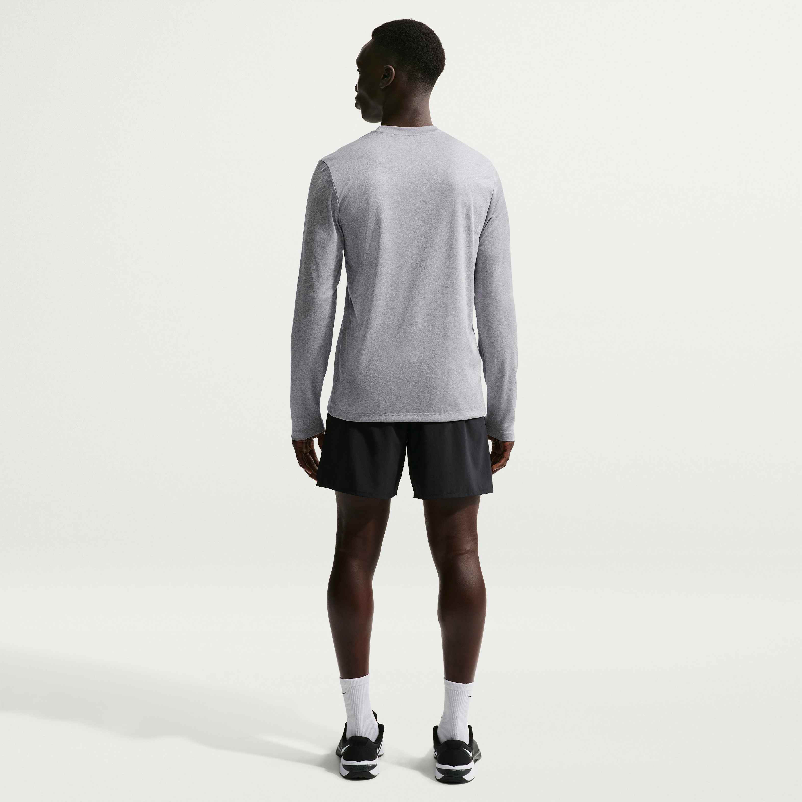 Nike Dri-FIT Legend image number 4