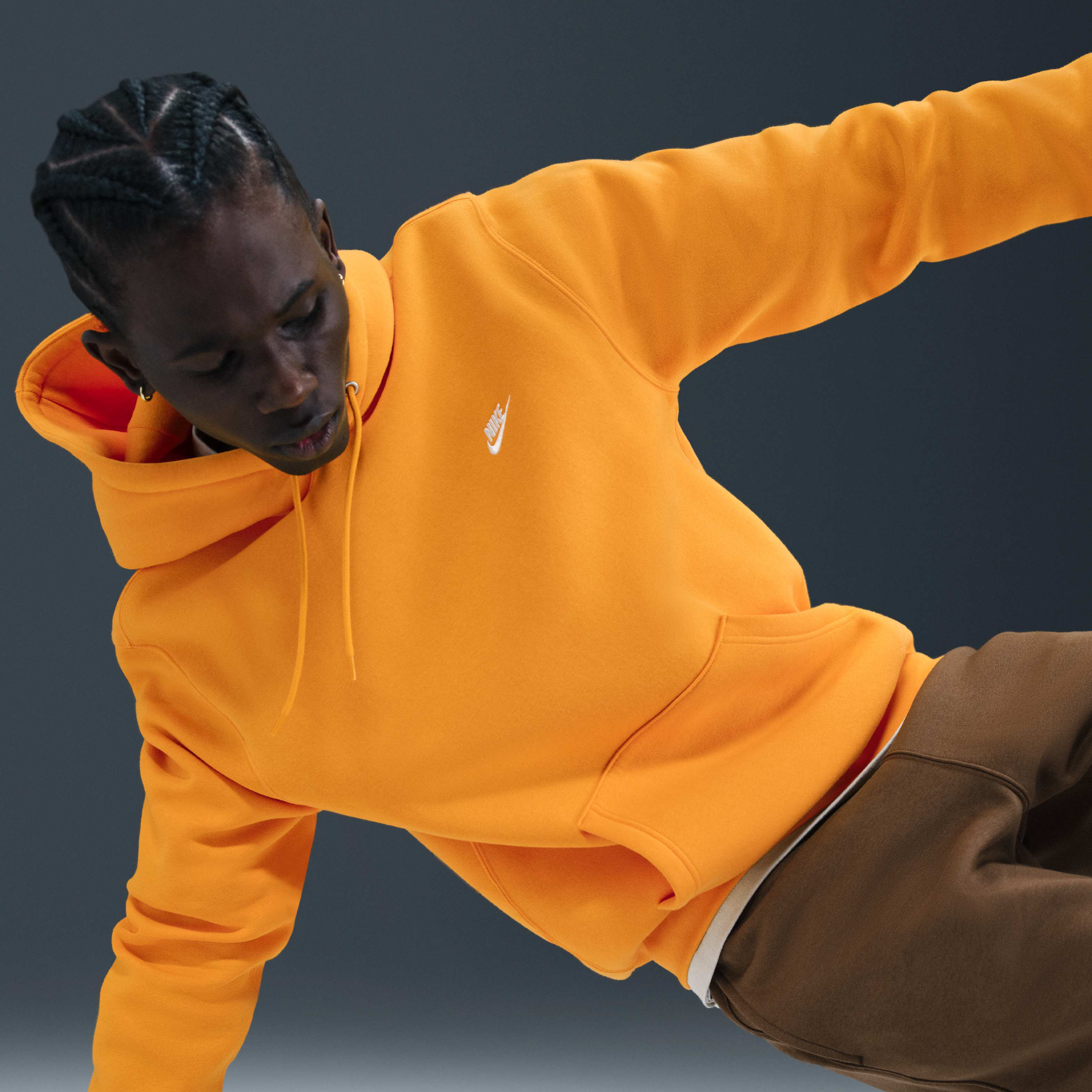 Nike Club image number 2