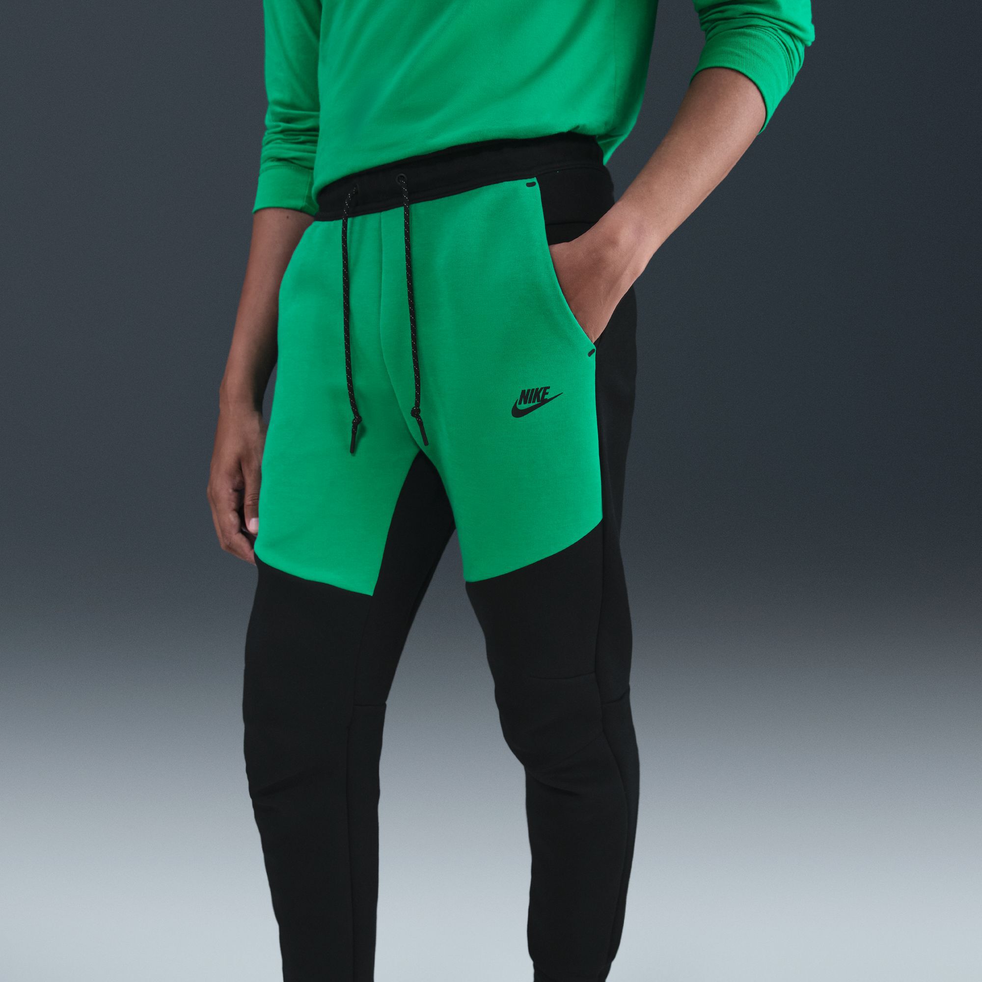 Nike Tech image number 8