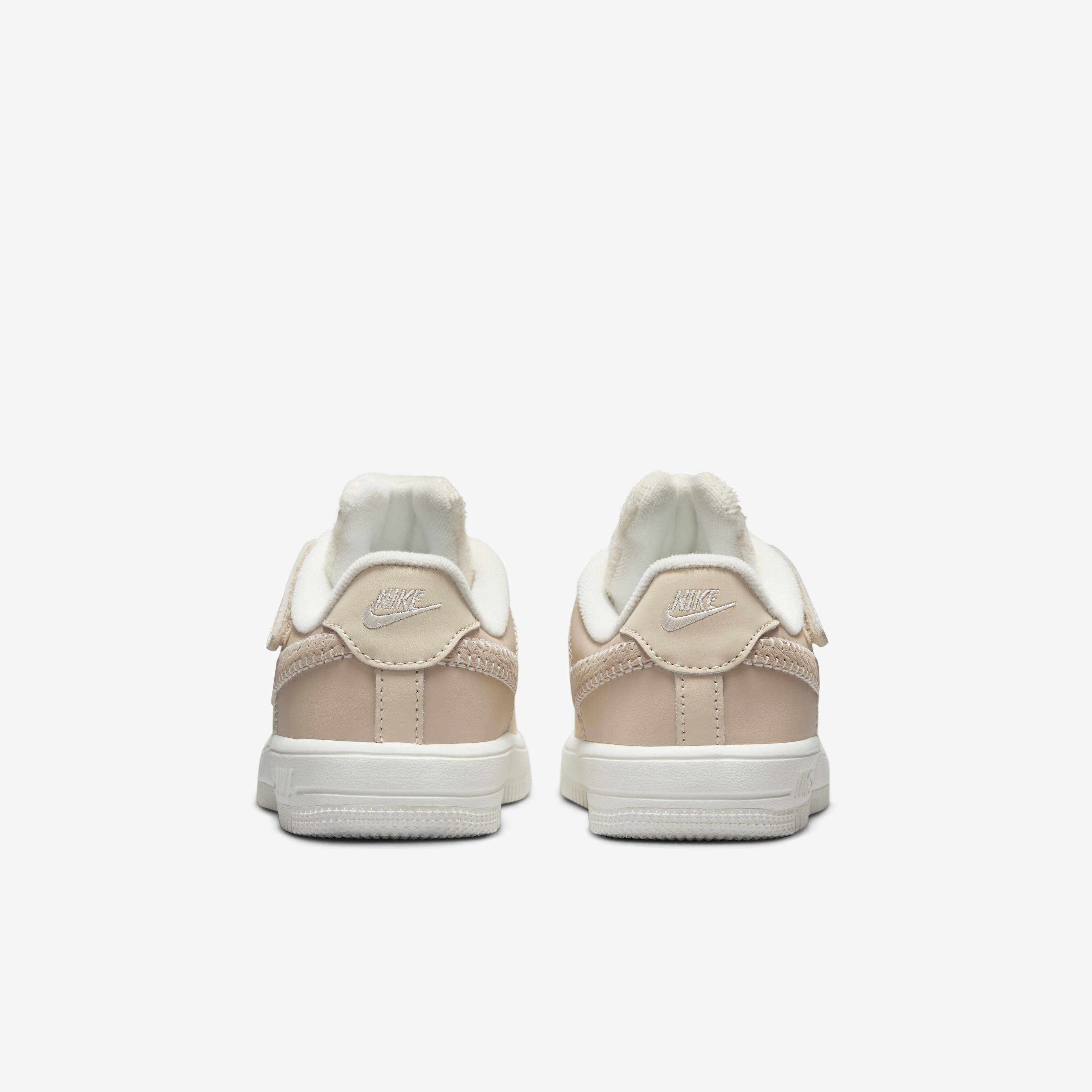 Nike Force 1 Low SE EasyOn image number 5