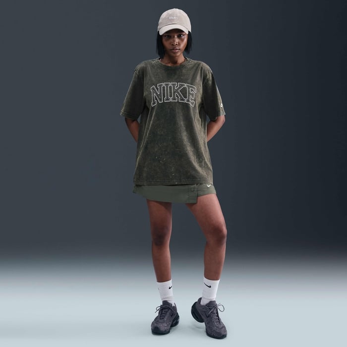 Nike Sportswear Classics image number 3 Nike Sportswear Classics image number 3