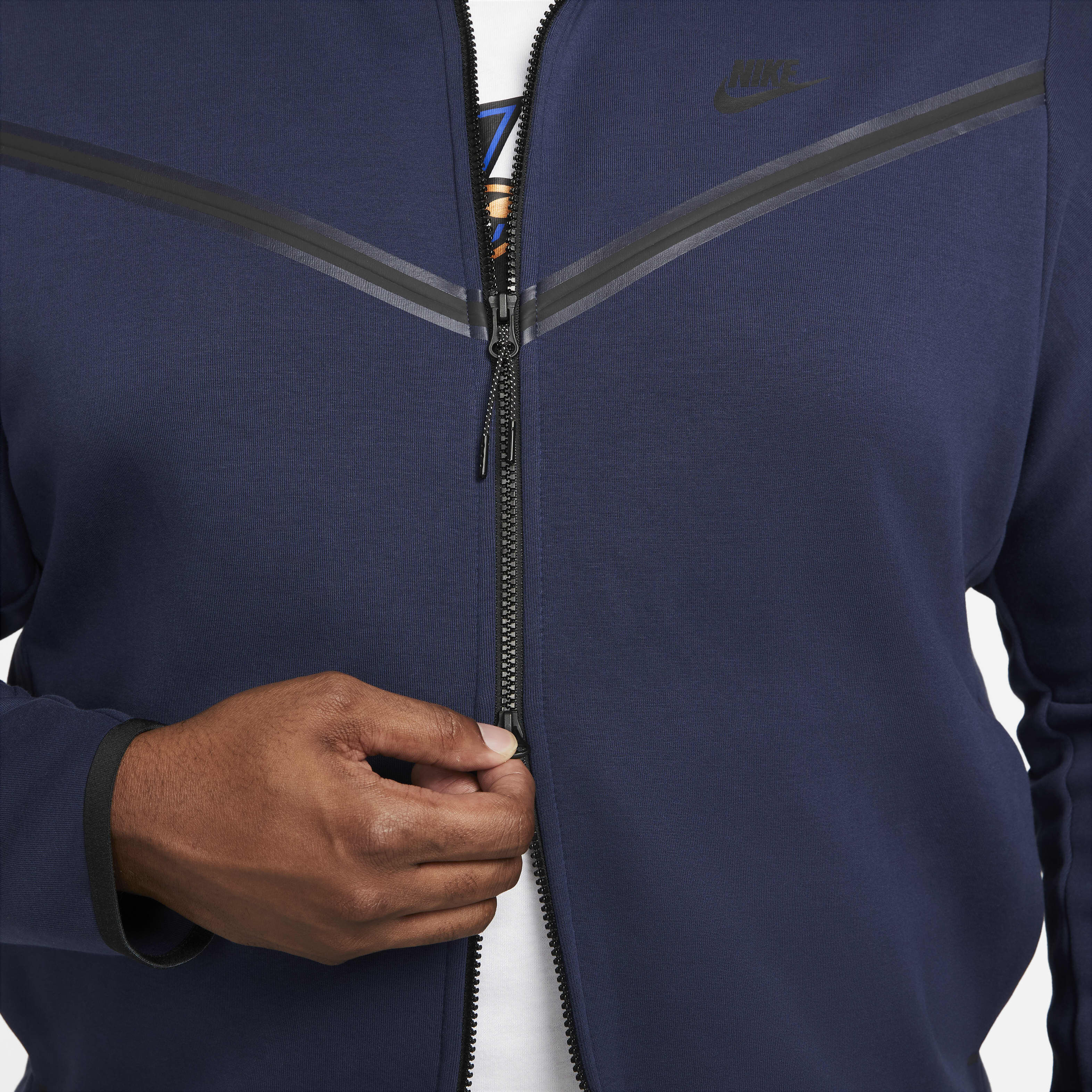 Nike Sportswear Tech Fleece image number 18