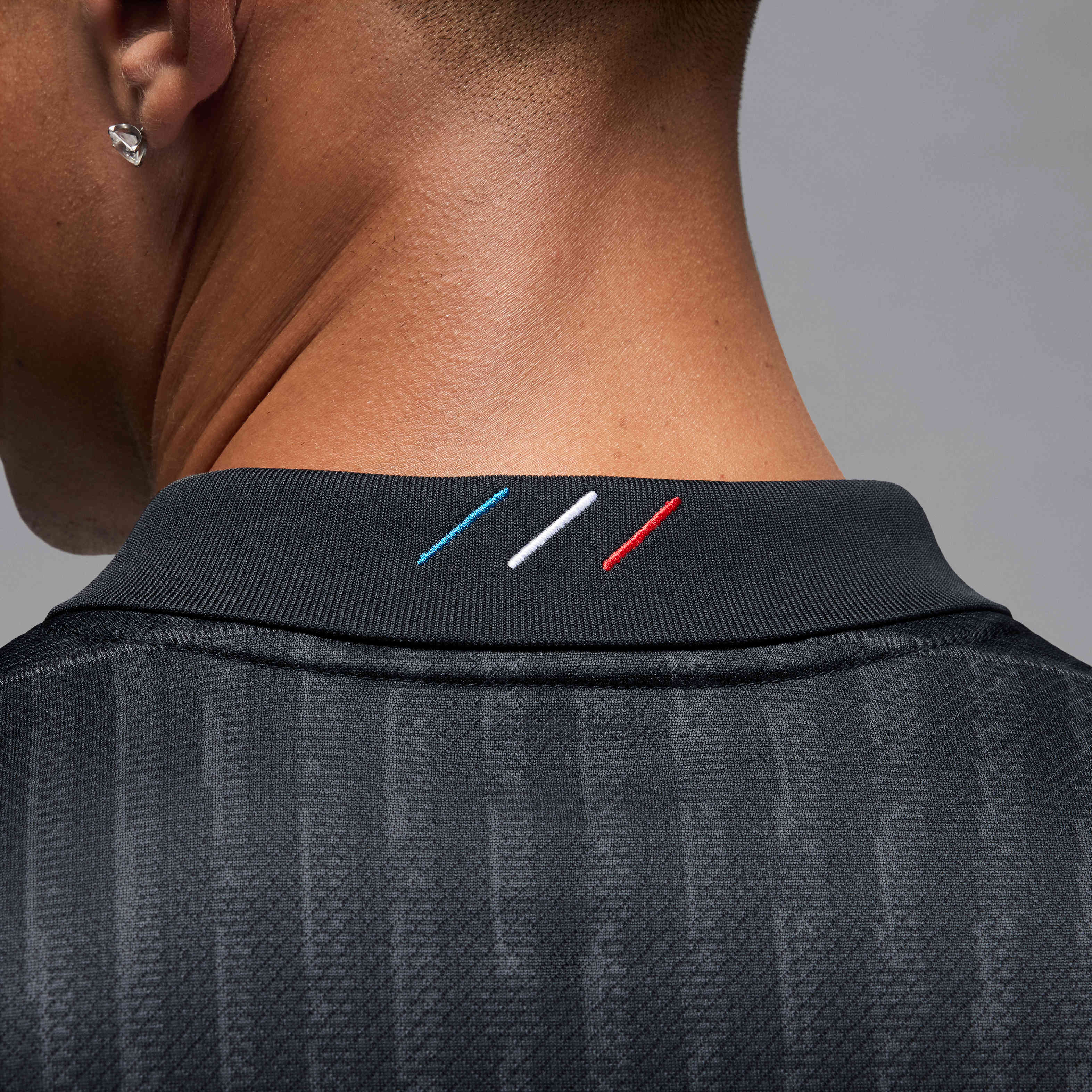 باريس سان جيرمان 26/2025 ستيديوم البديل image number 3