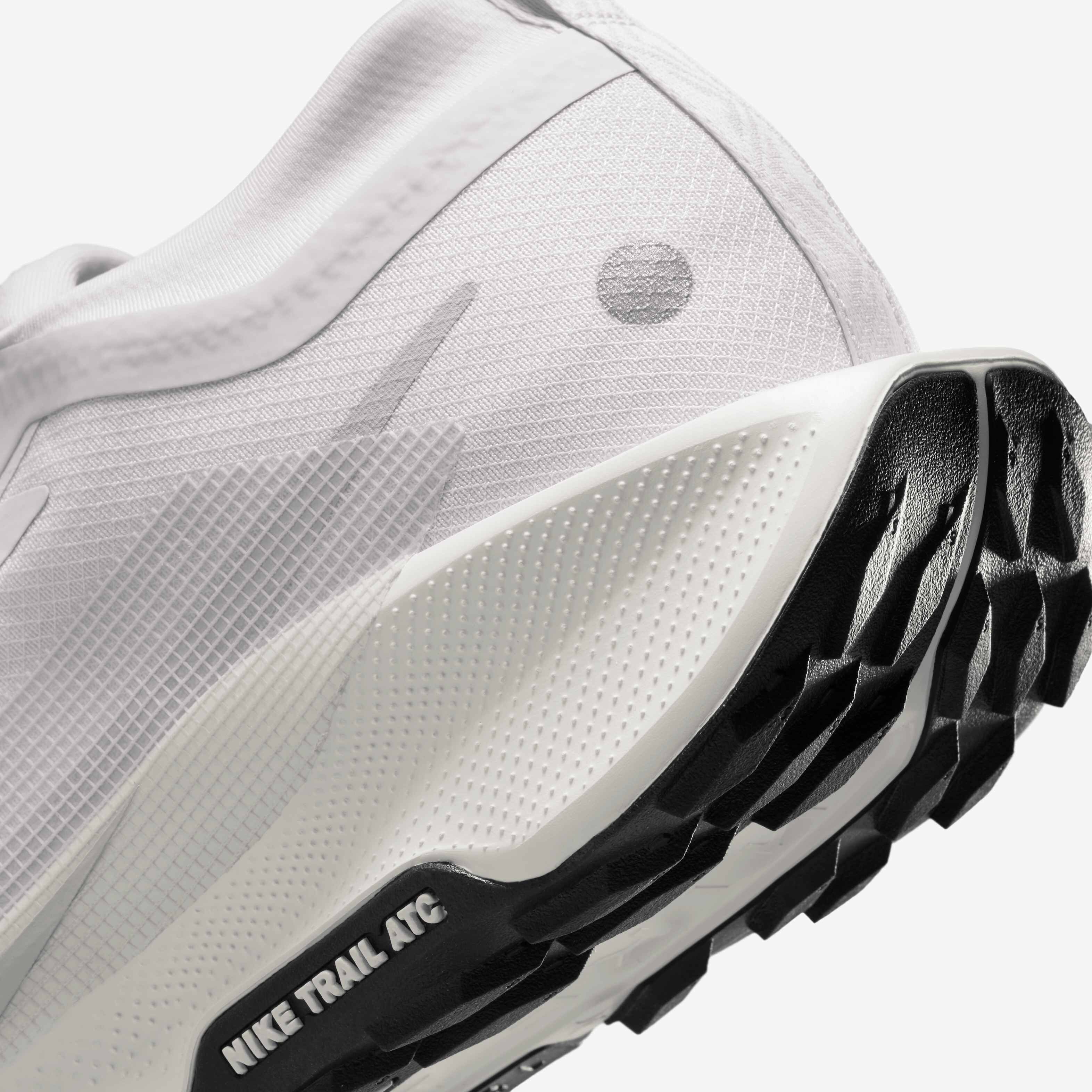 نايكي بيجاسوس تريل 5 جور-تكس image number 7