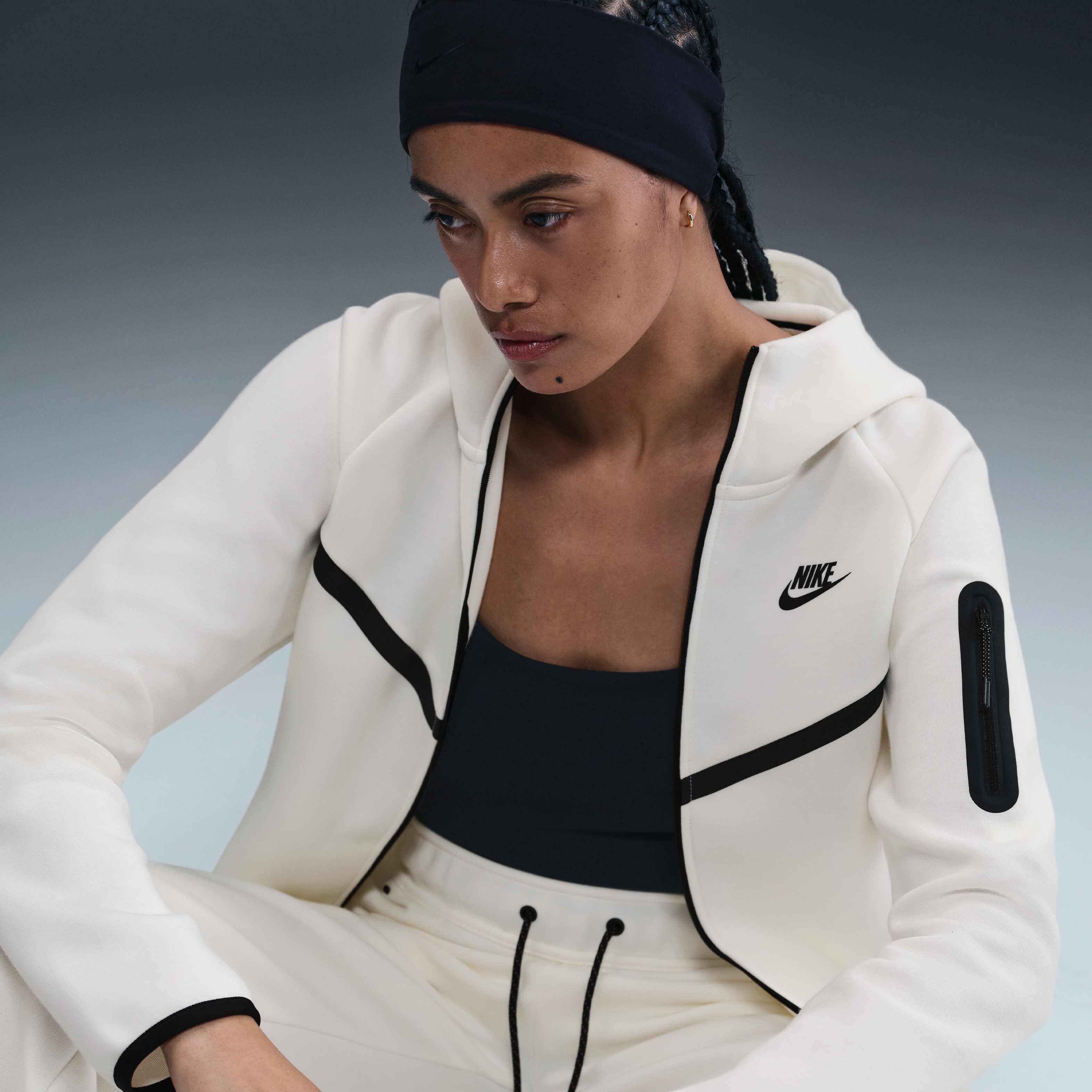 Nike Sportswear Tech Fleece Windrunner image number 2
