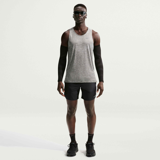 لوازم التمرين الأفضل مبيعًا للرجال-نايكي, نايكي سترايد, شورت الجري بسروال داخلي للرجال - 18 سم (تقريبًا)