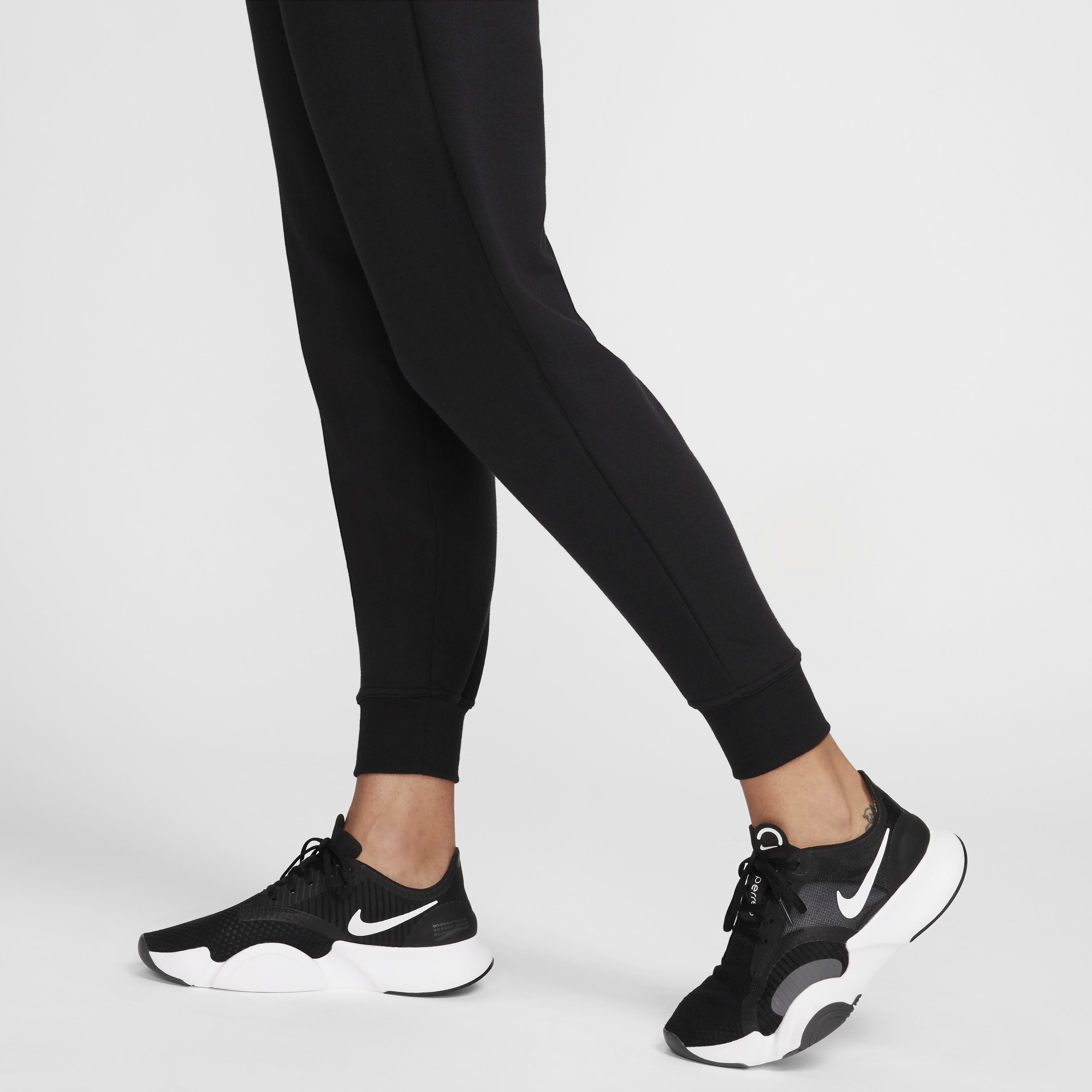 Buy Nike Dri FIT One Women s High Waisted 7 8 French Terry Joggers Nike UAE Official