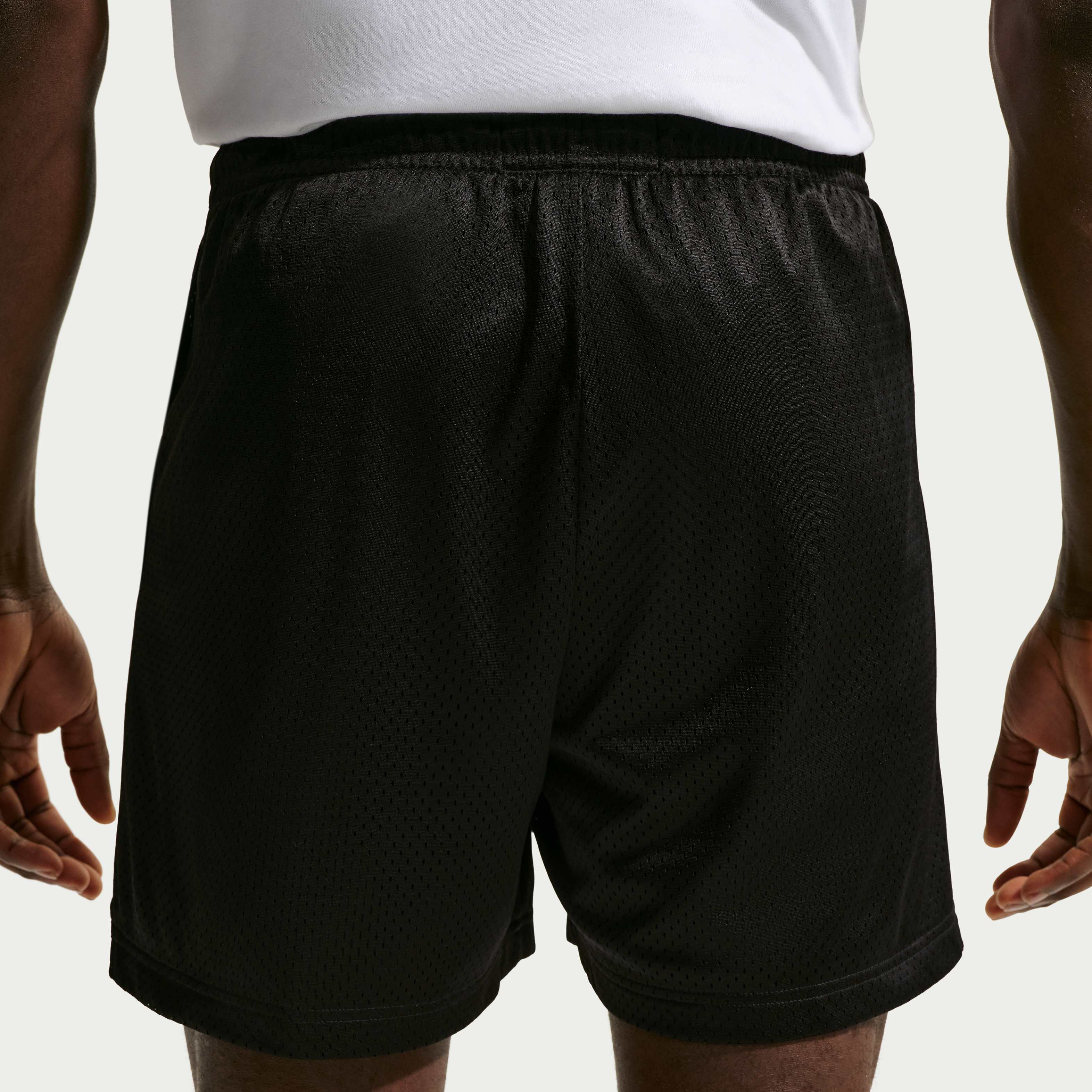 Nike Standard Issue image number 2