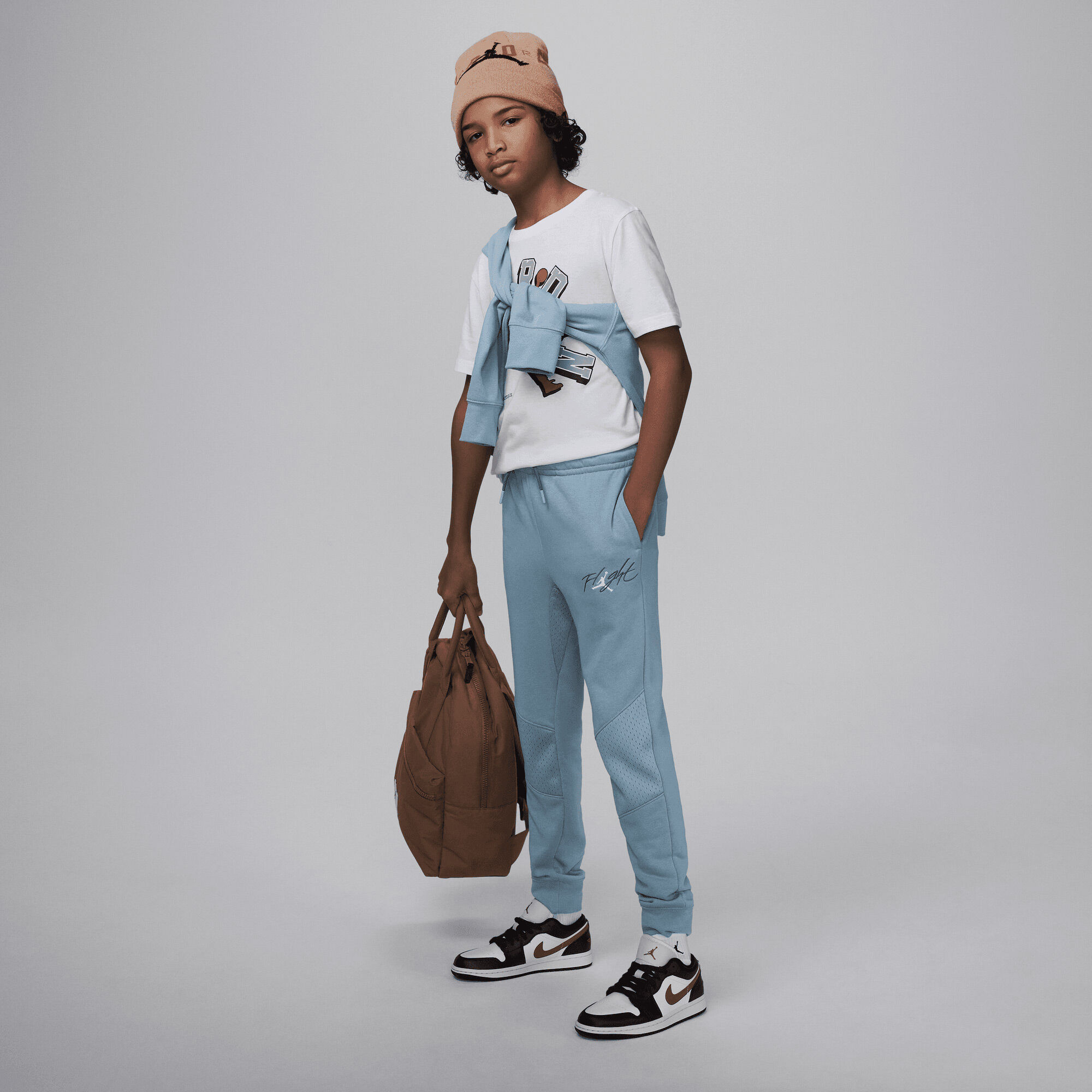 Zoom image