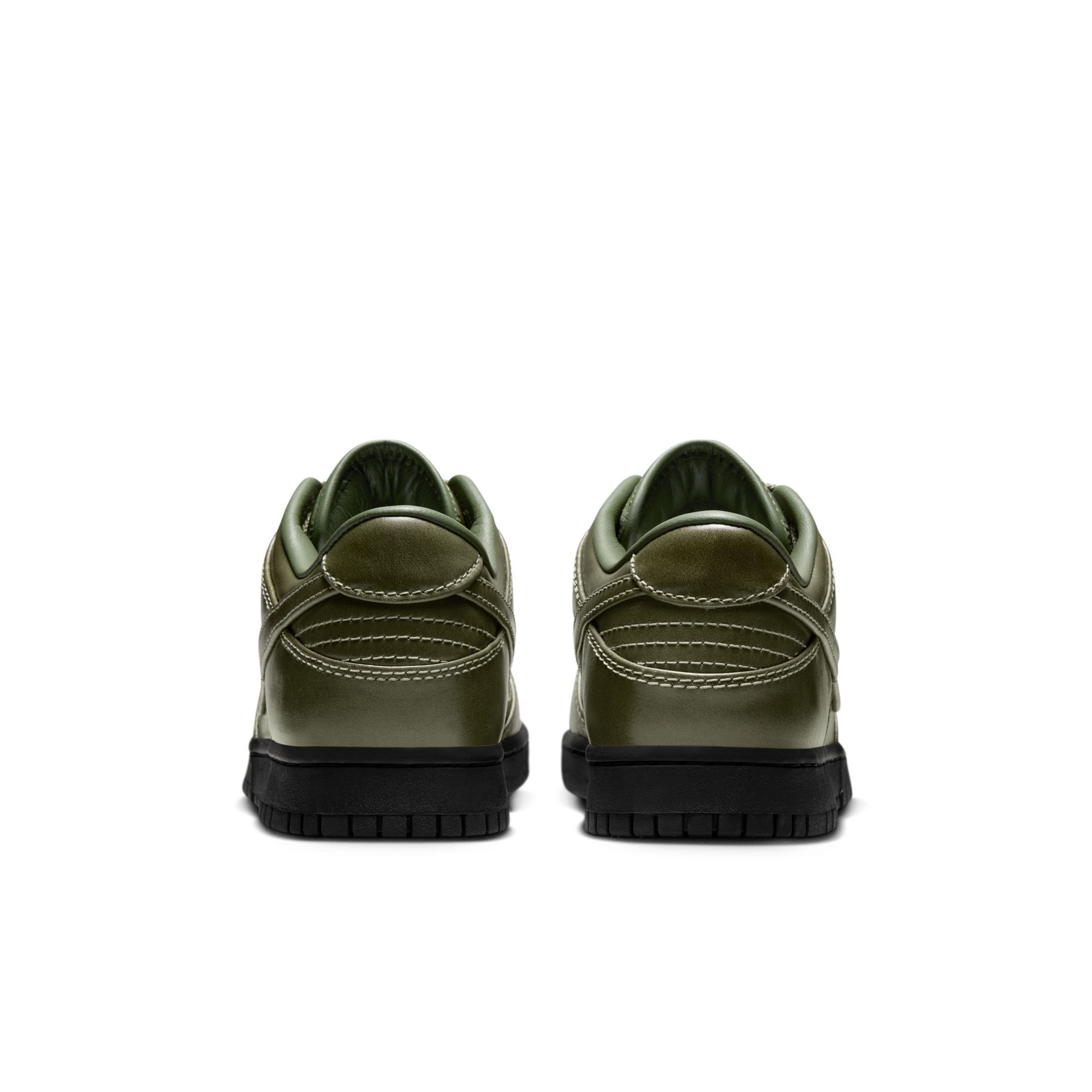 Nike Dunk Low Retro Premium image number 1