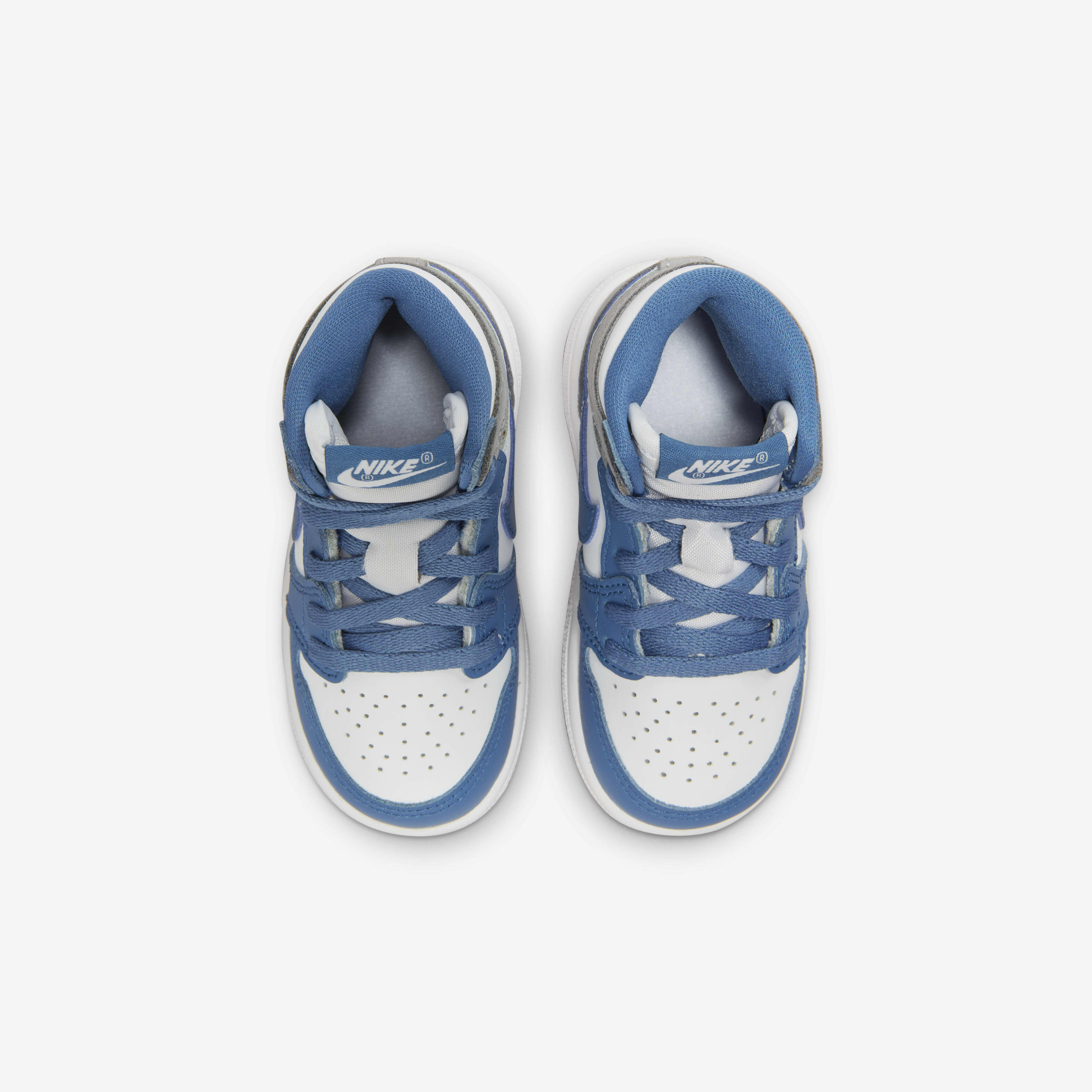 Jordan 1 Retro High OG image number 3