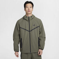 Nike Tech