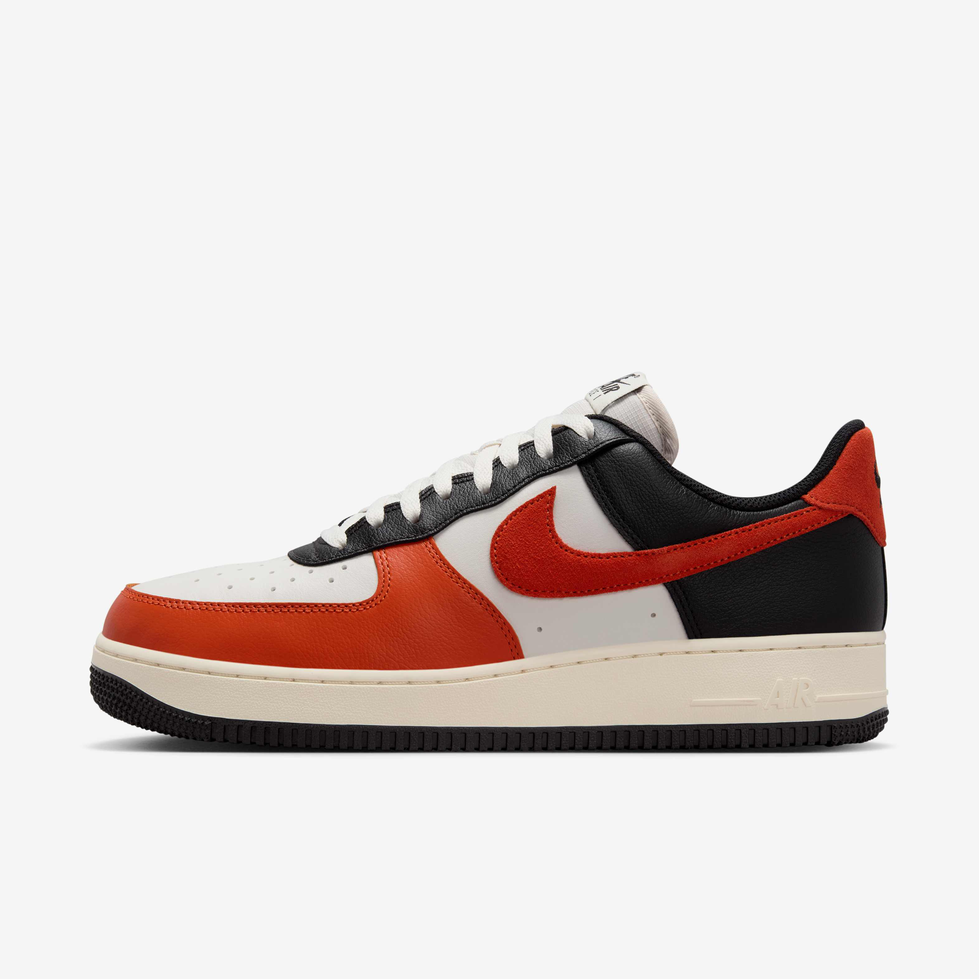 Nike Air Force 1 '07 LV8 image number 0