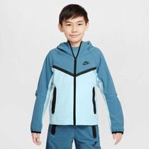 Nike Tech