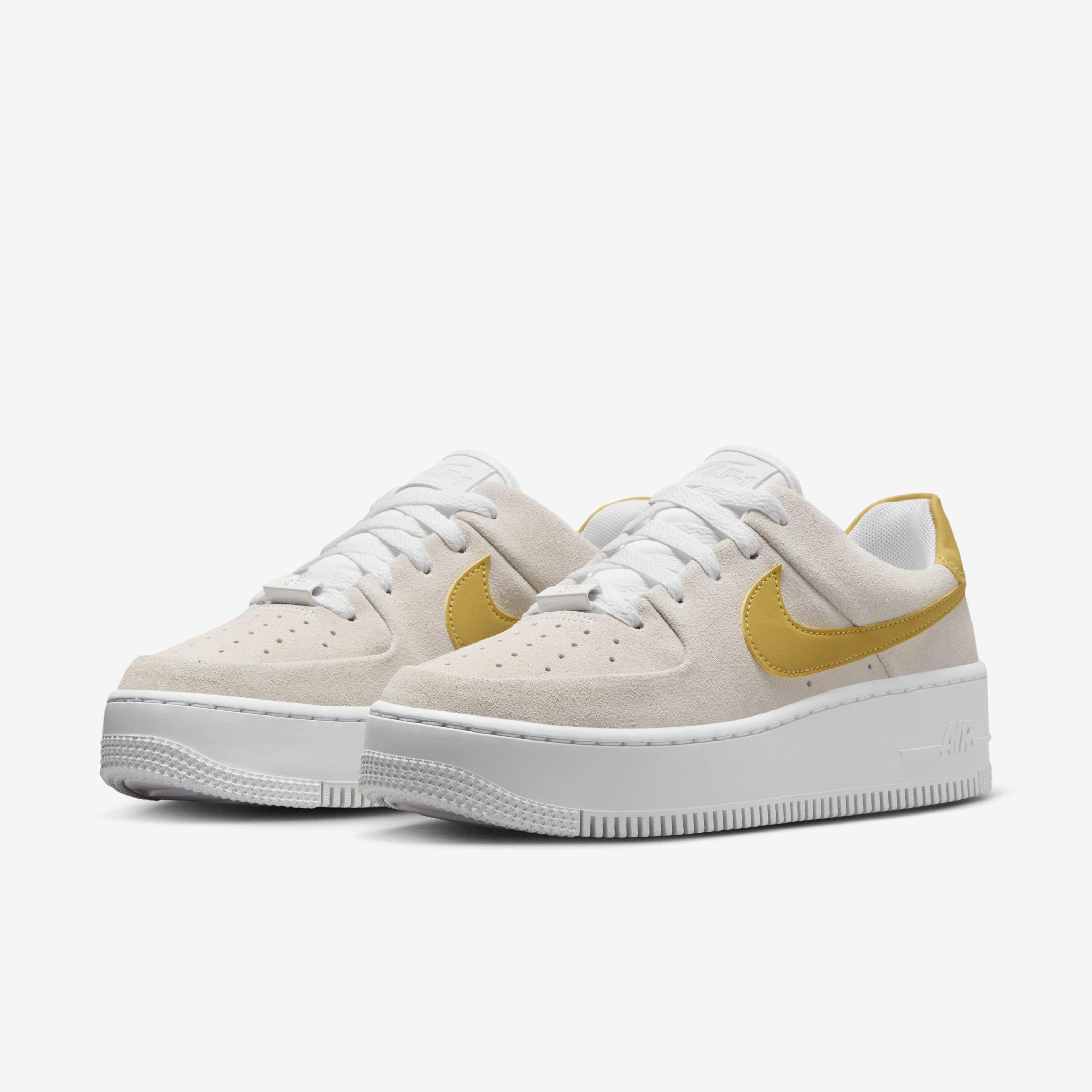 Yellow air force 1 sage low trainers clearance