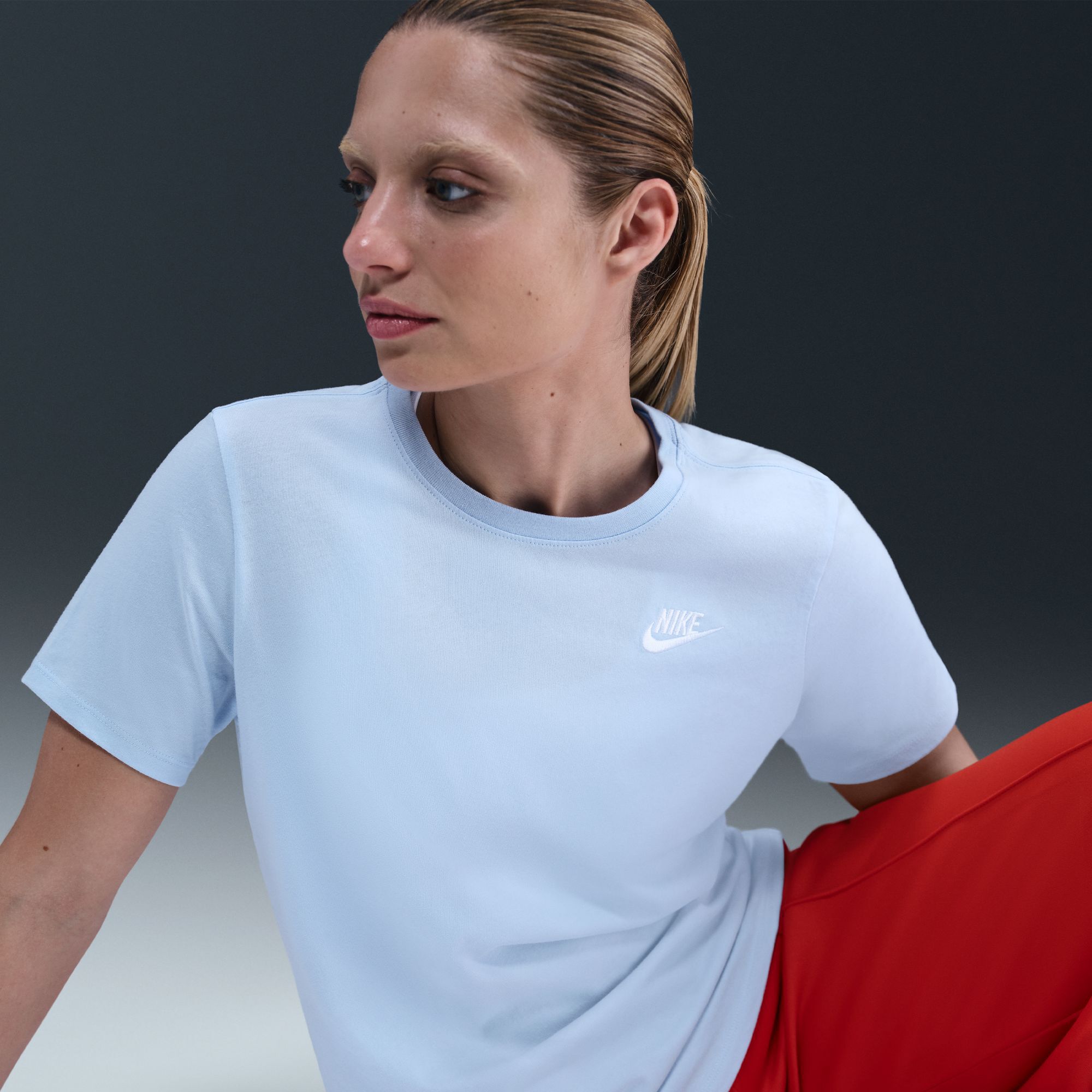 Nike Sportswear Club Essentials image number 9