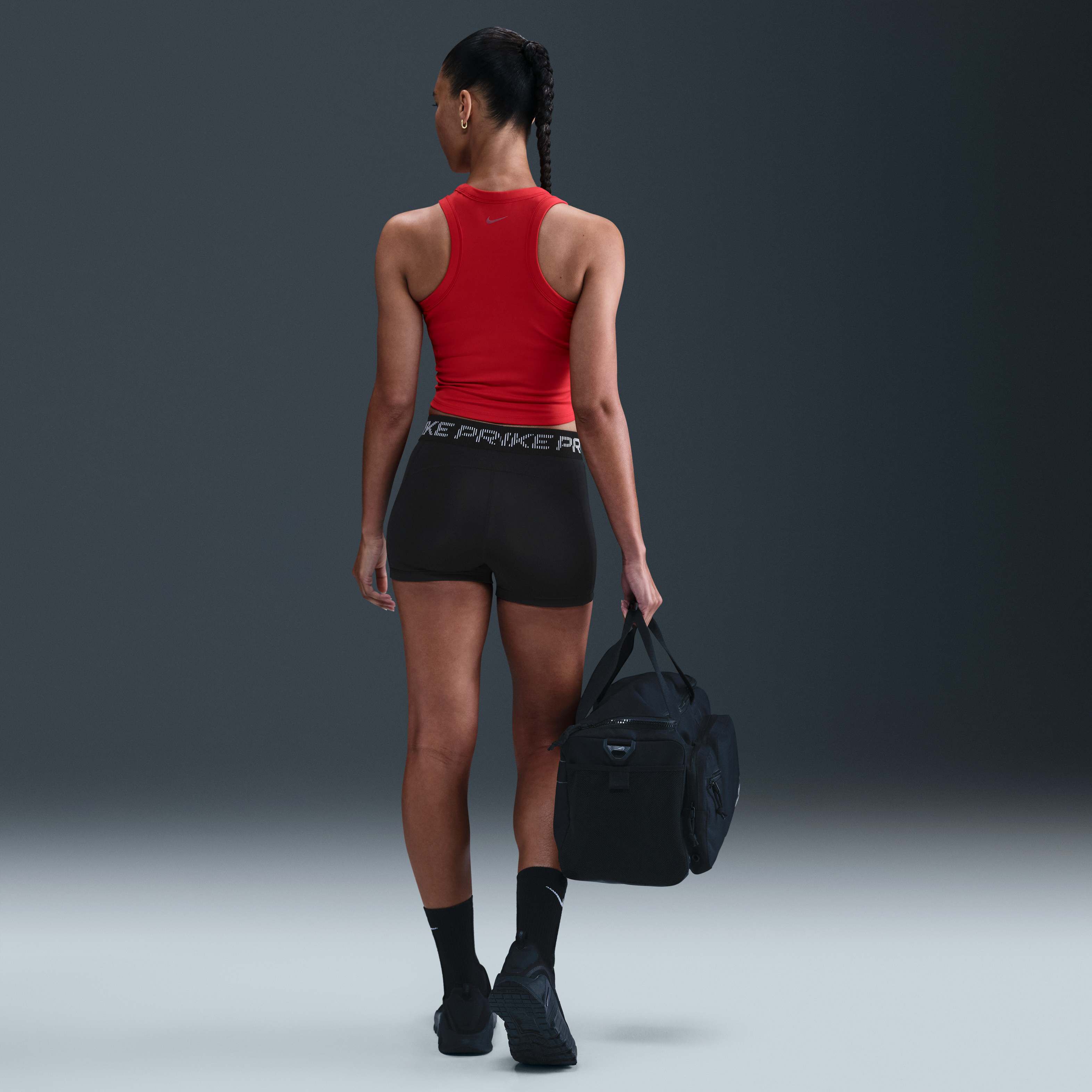 Nike Pro image number 3