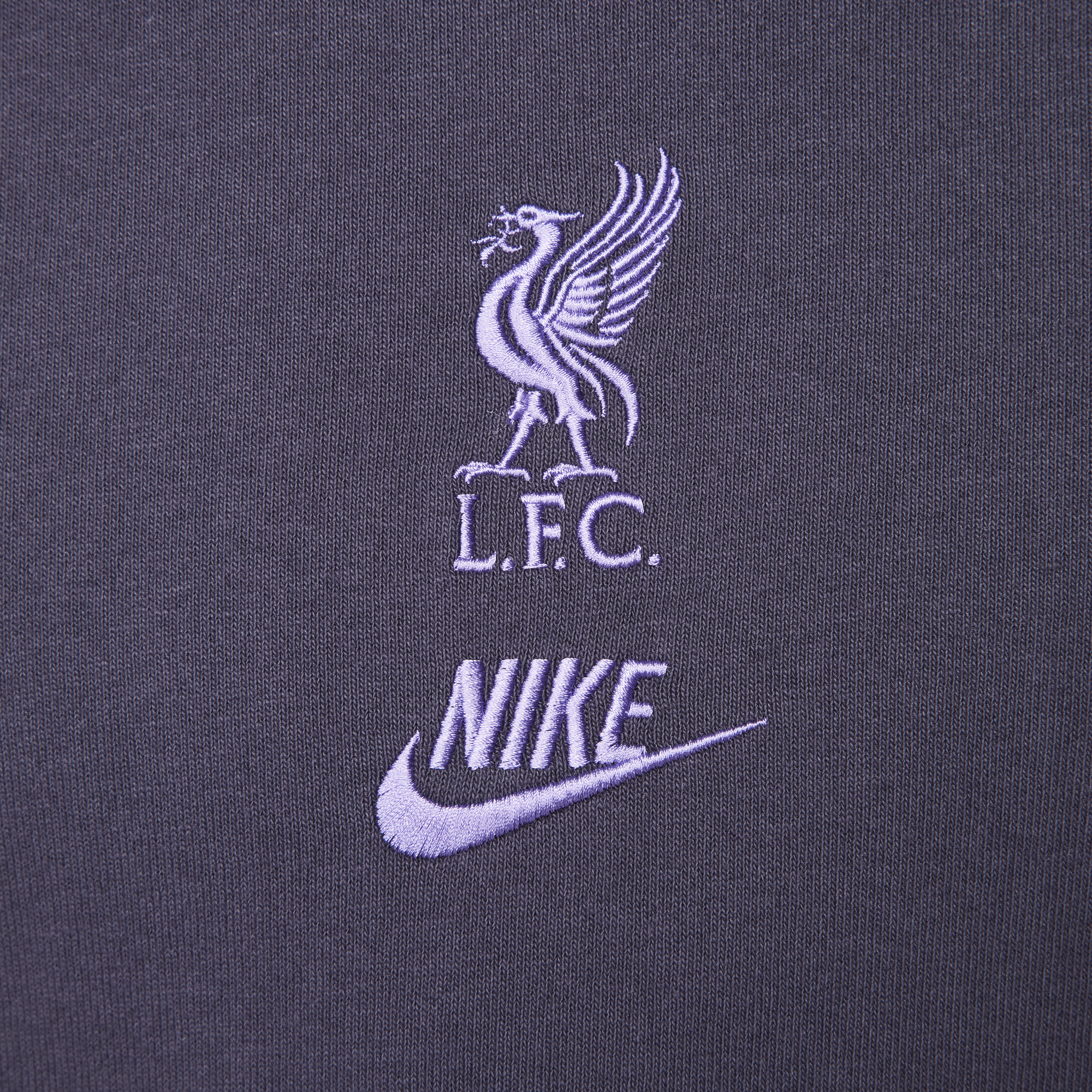 Liverpool F.C. Premium Essentials