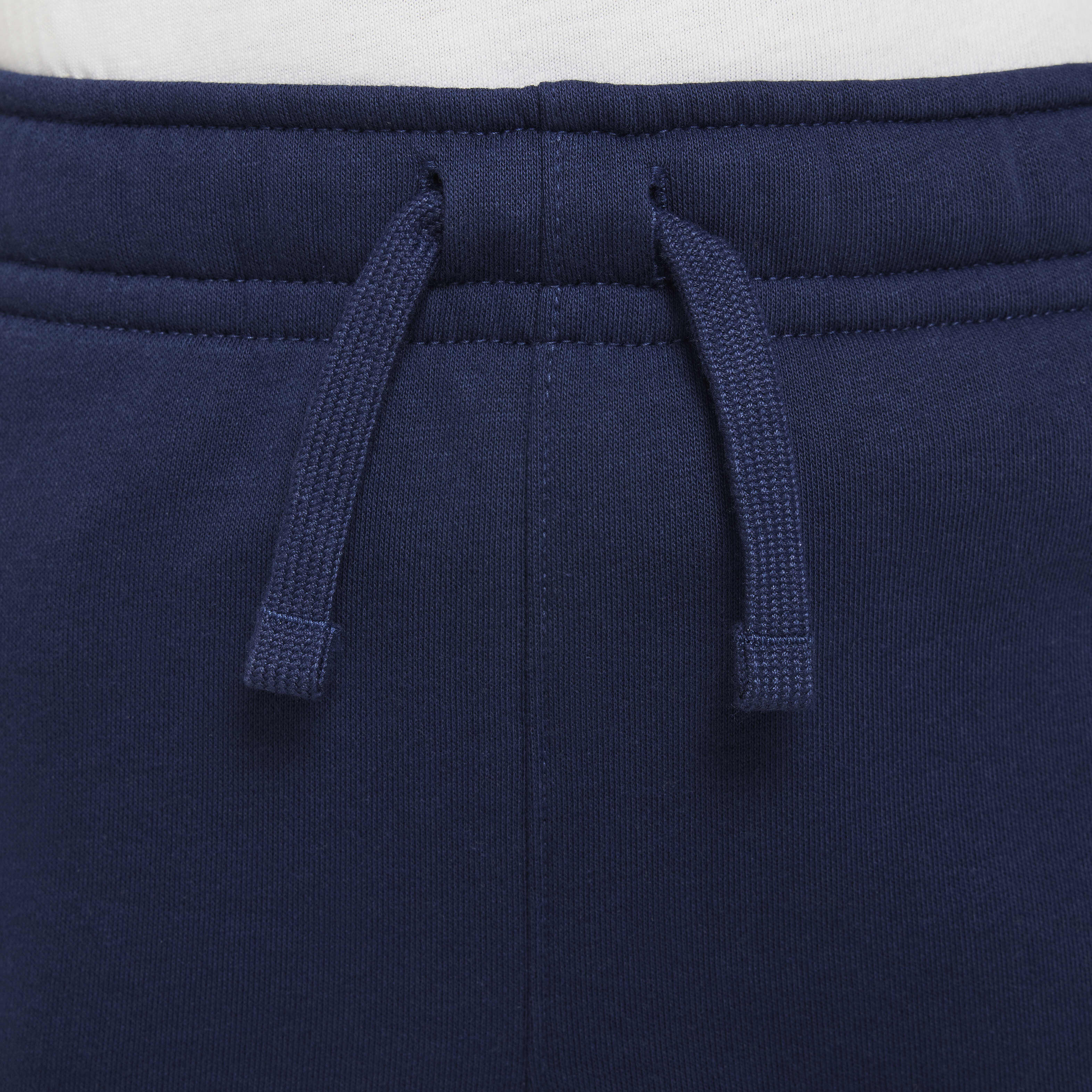 Nike Sportswear image number 2