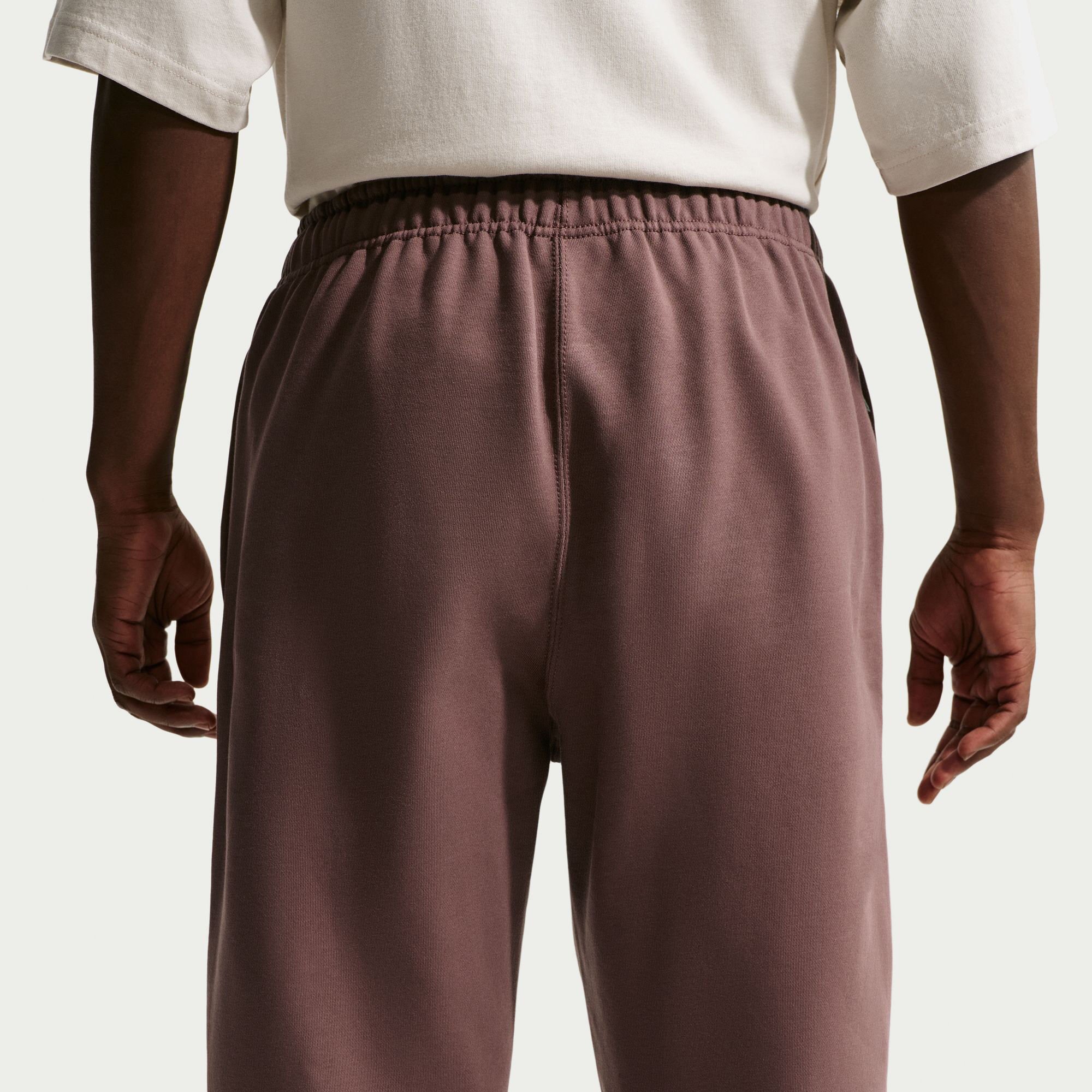 نايكي سولو سووش image number 4