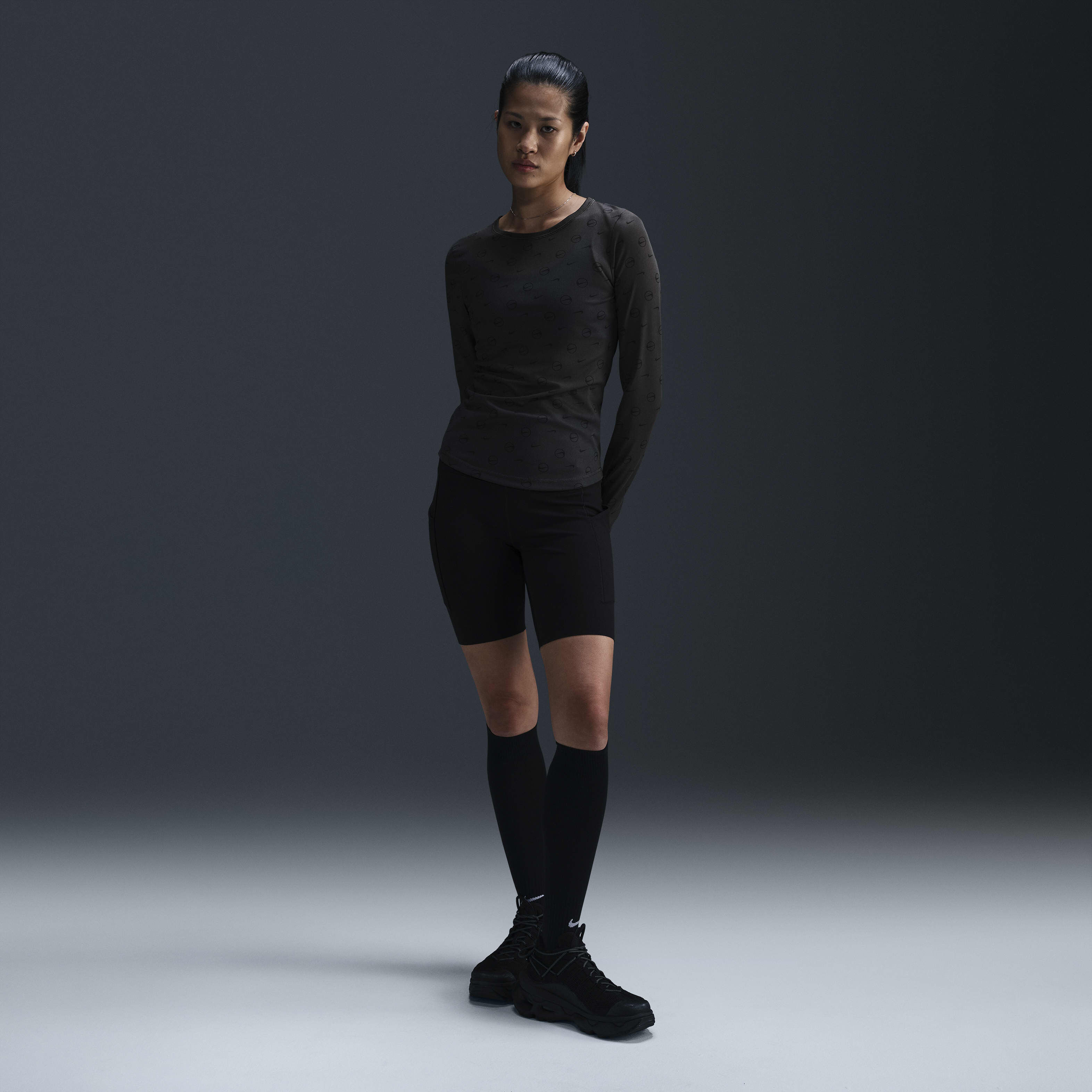 نايكي سبورتسوير image number 3