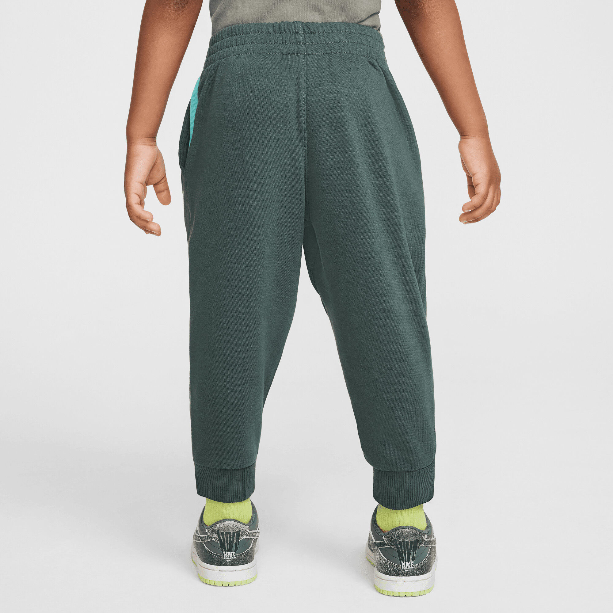 Nike Sportswear "Express Yourself" image number 1