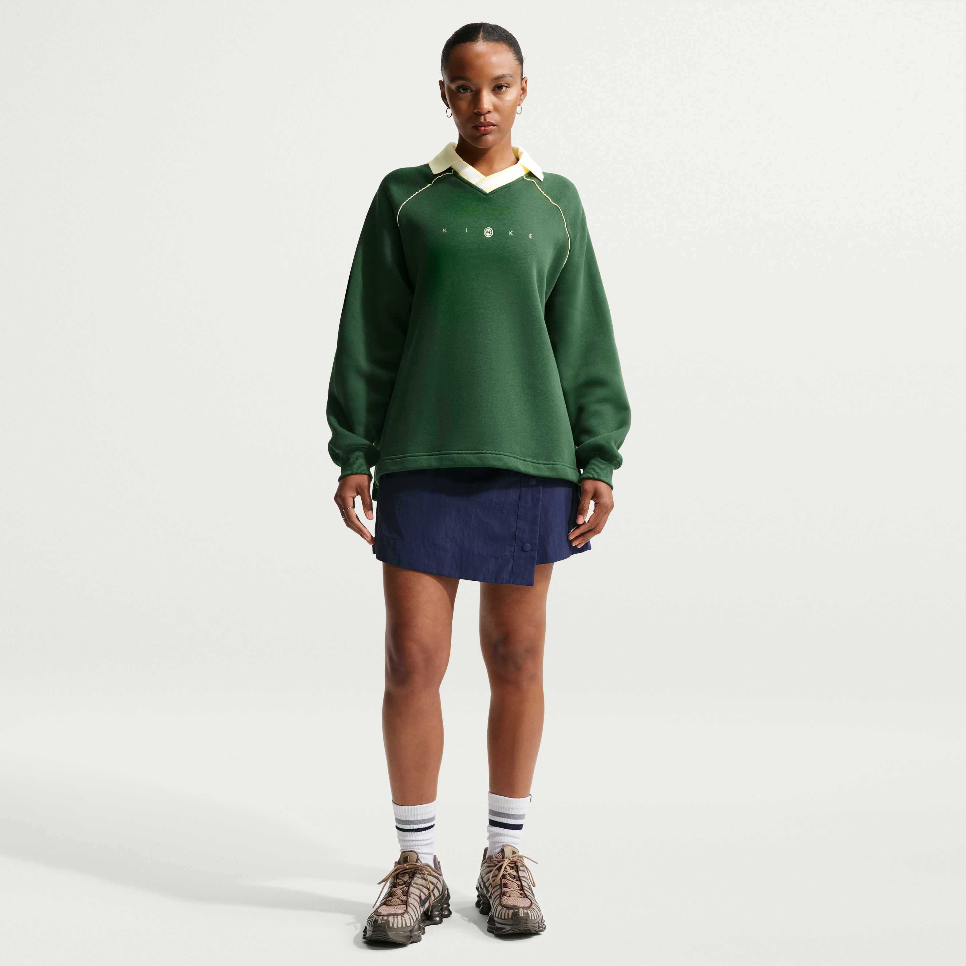 نايكي سبورتسوير فينيكس فليس image number 3