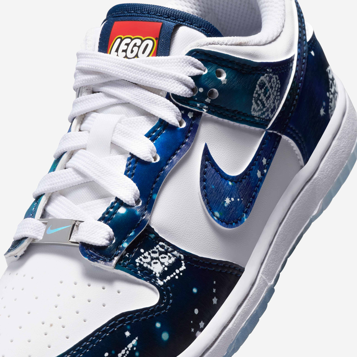 Nike Dunk Low x LEGO® Collection image number 6 Nike Dunk Low x LEGO® Collection image number 6
