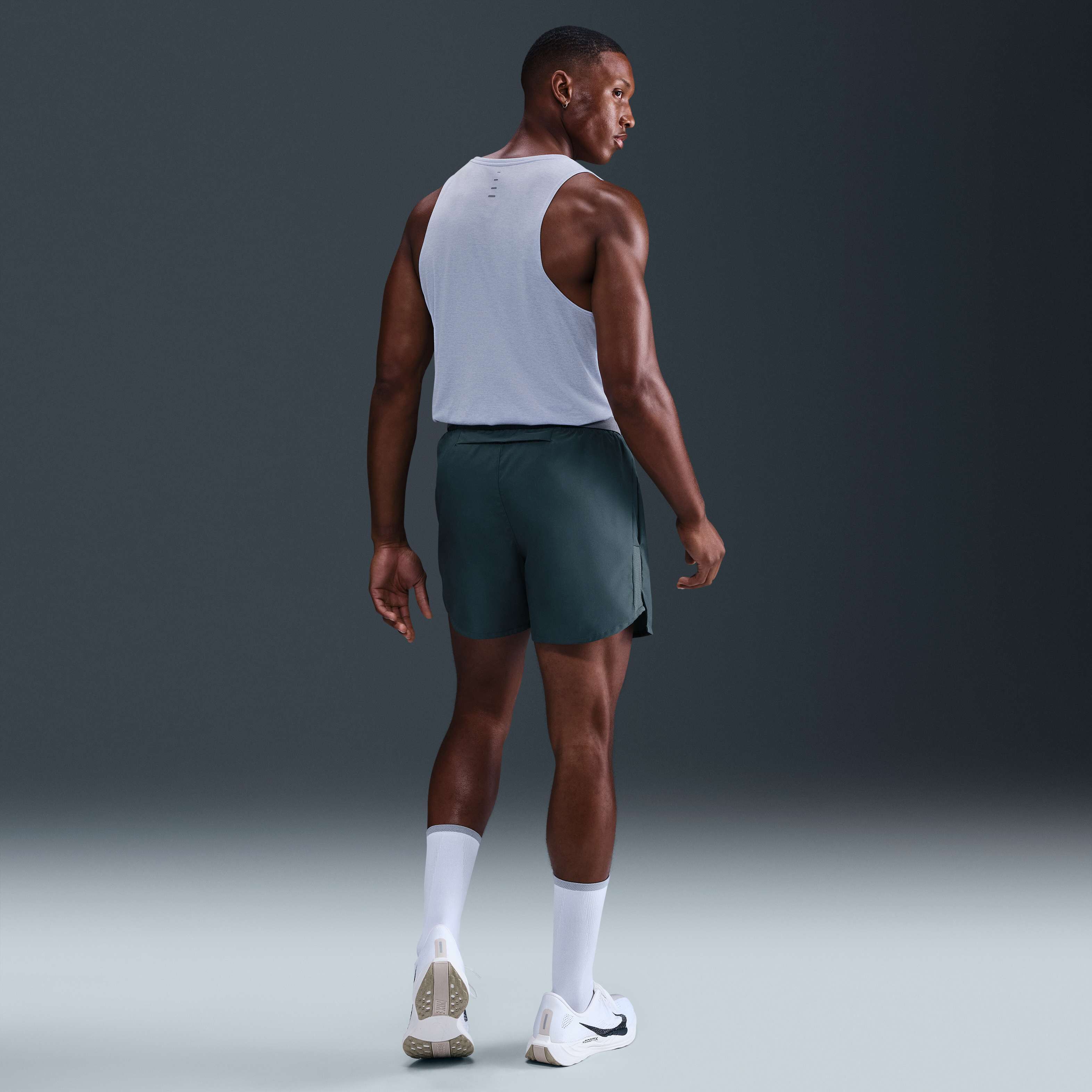 NIKE テックニット ウルトラ ラン ディビジョン トップDA1299-010 NIKE ナイキ ストライド ランニング ディビジョン ショート Dri