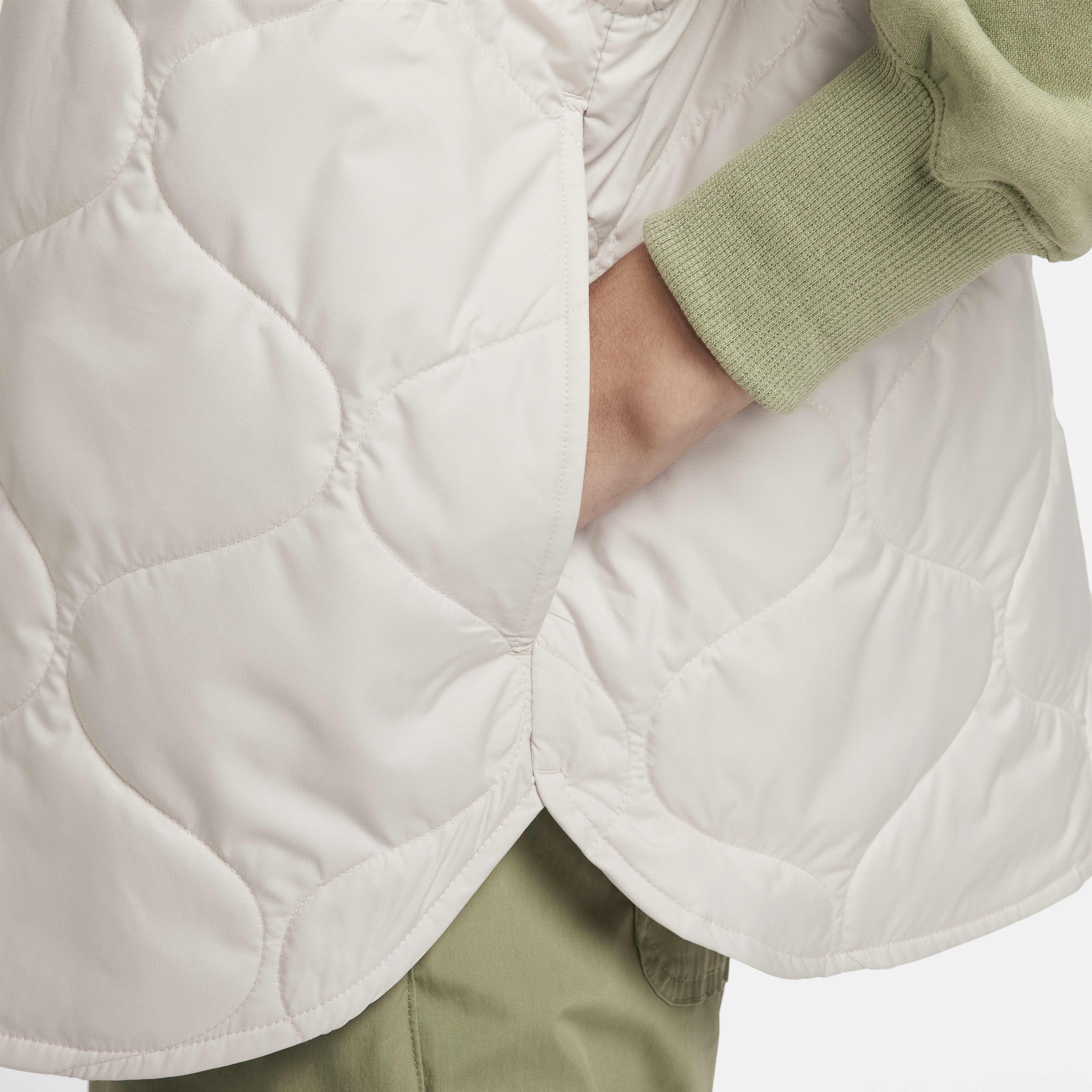 نايكي سبورتسوير ايسنشال image number 4