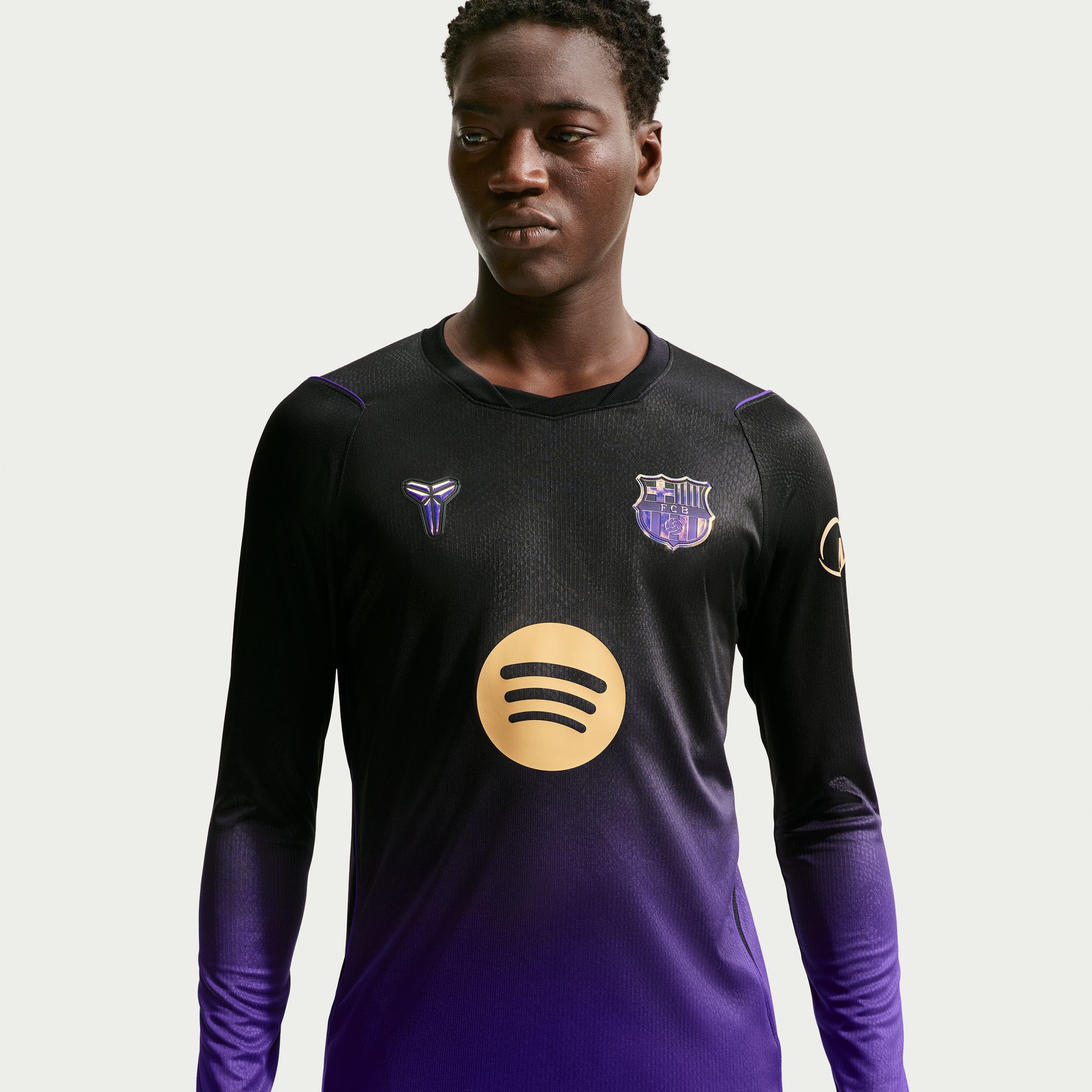 F.C. Barcelona 2026/27 Stadium Away image number 5