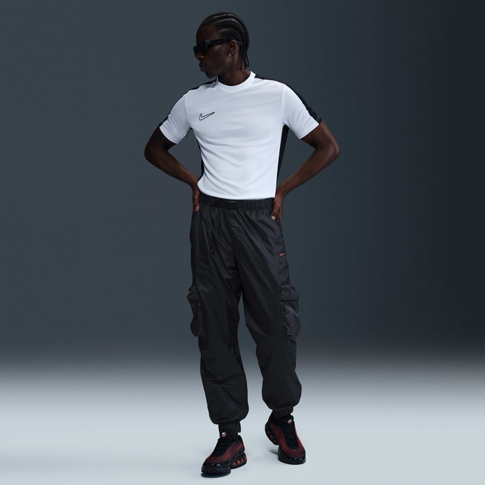 Liverpool F.C. Tech Special Edition image number 0 Liverpool F.C. Tech Special Edition image number 0