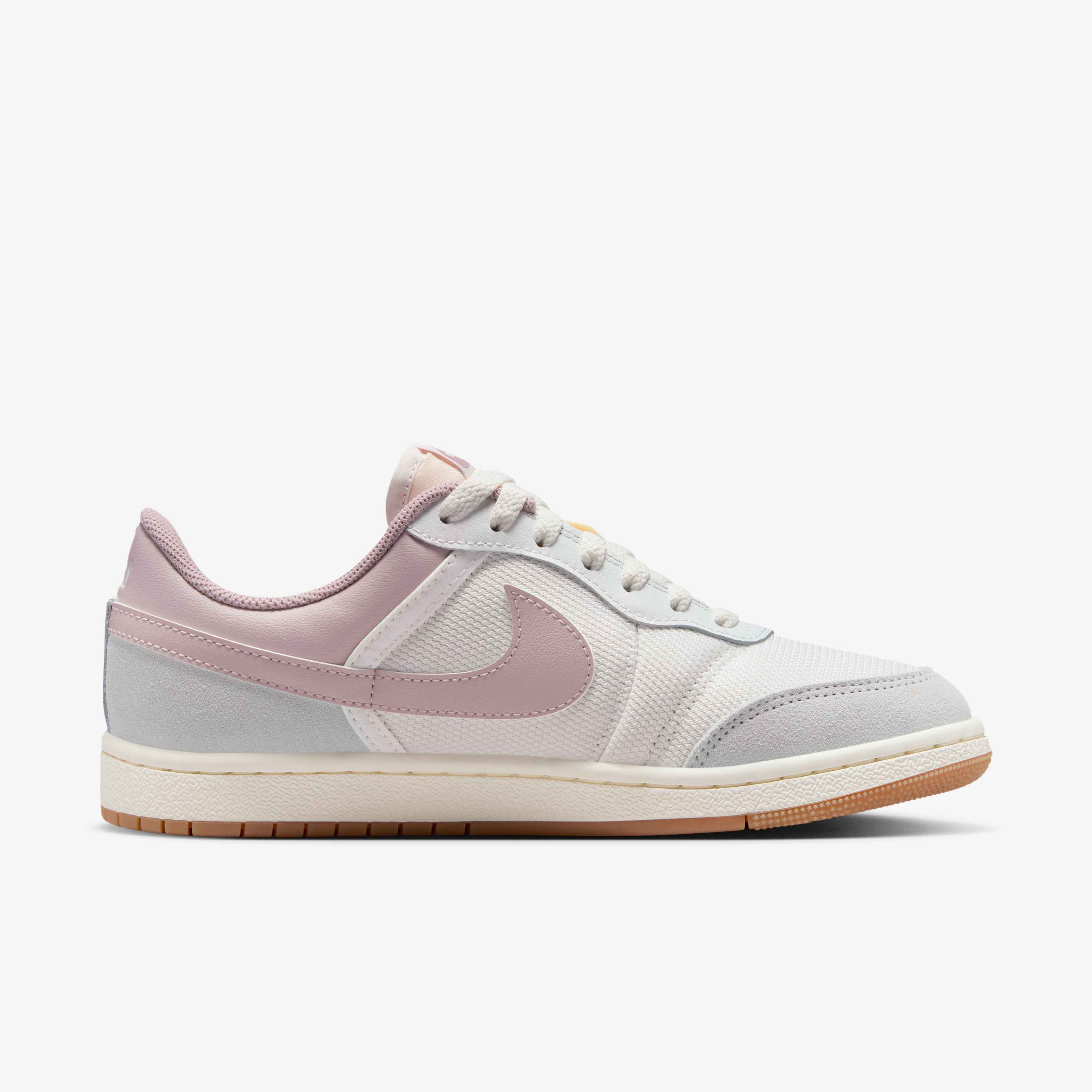 Air Jordan Skyline Low image number 2