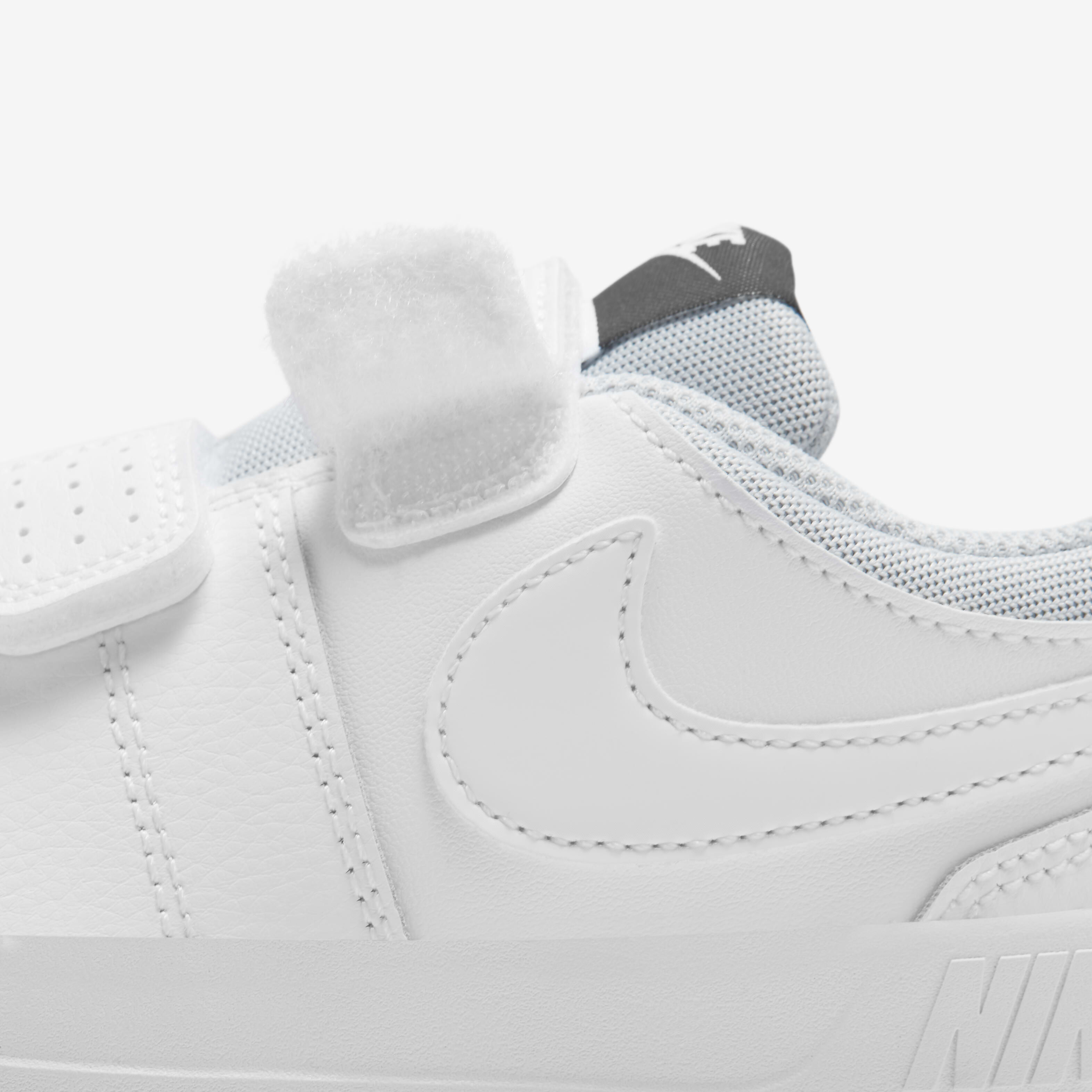 Nike pico 5 gs deals