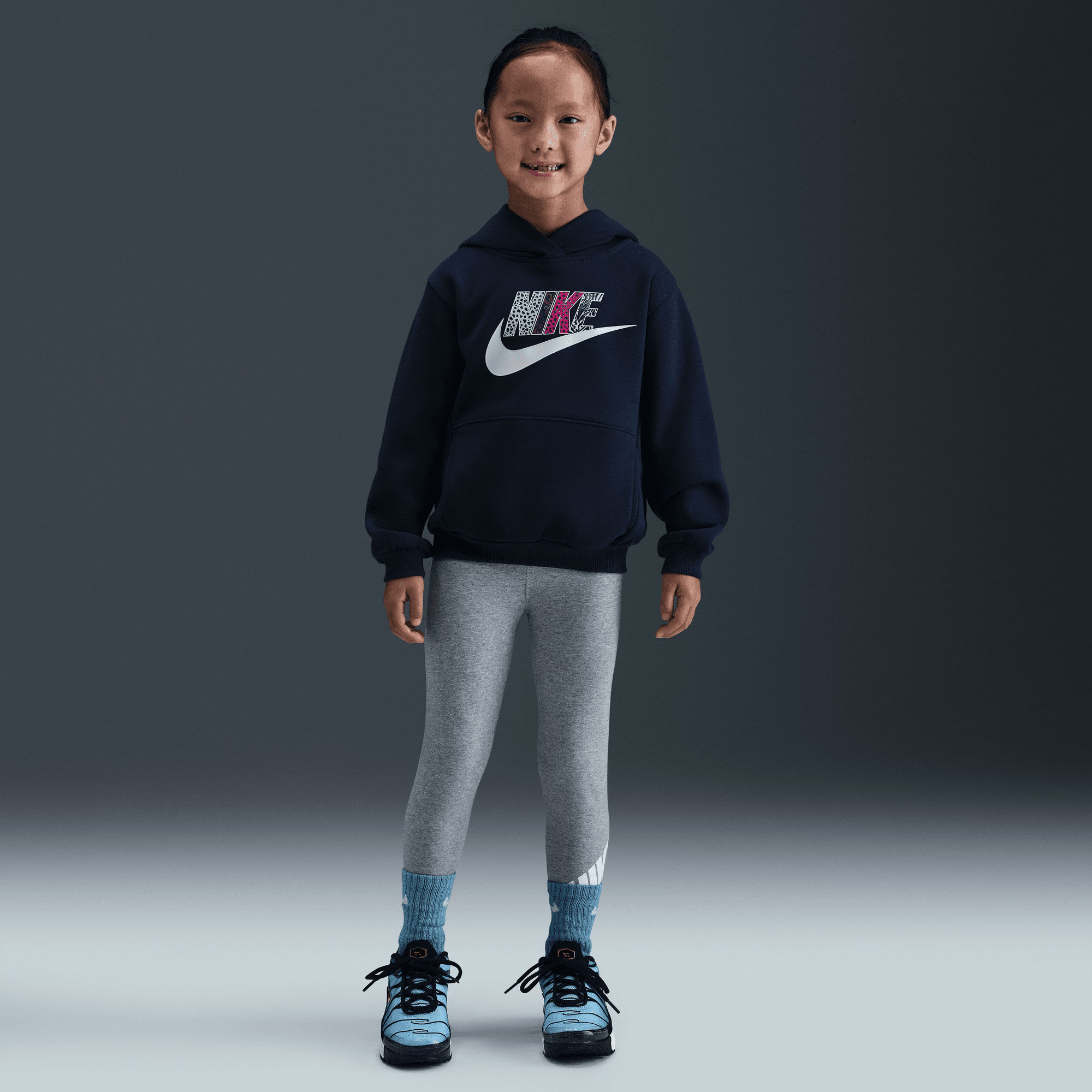 Nike Wild Warmth image number 0