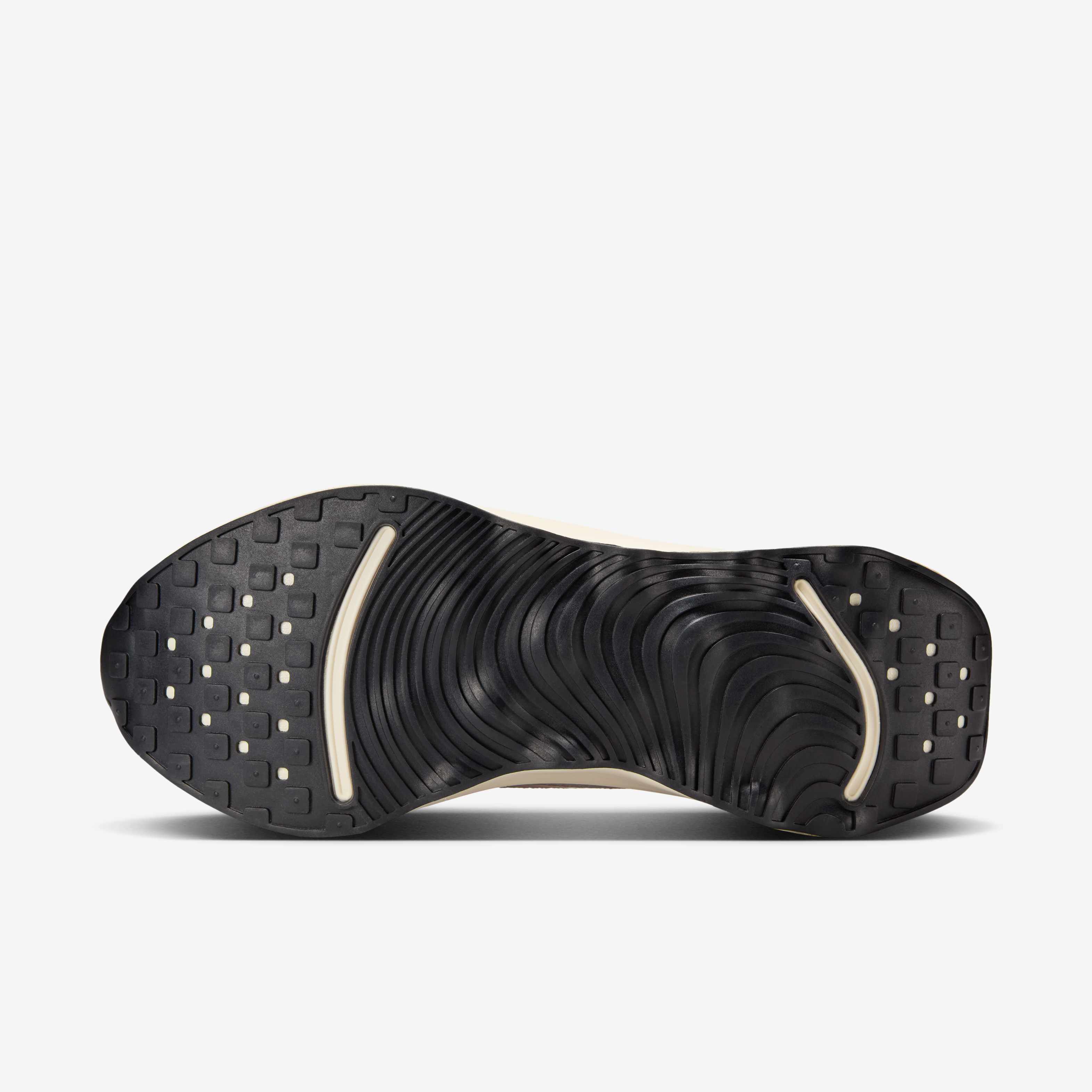 نايكي موتيفا جور-تكس image number 1