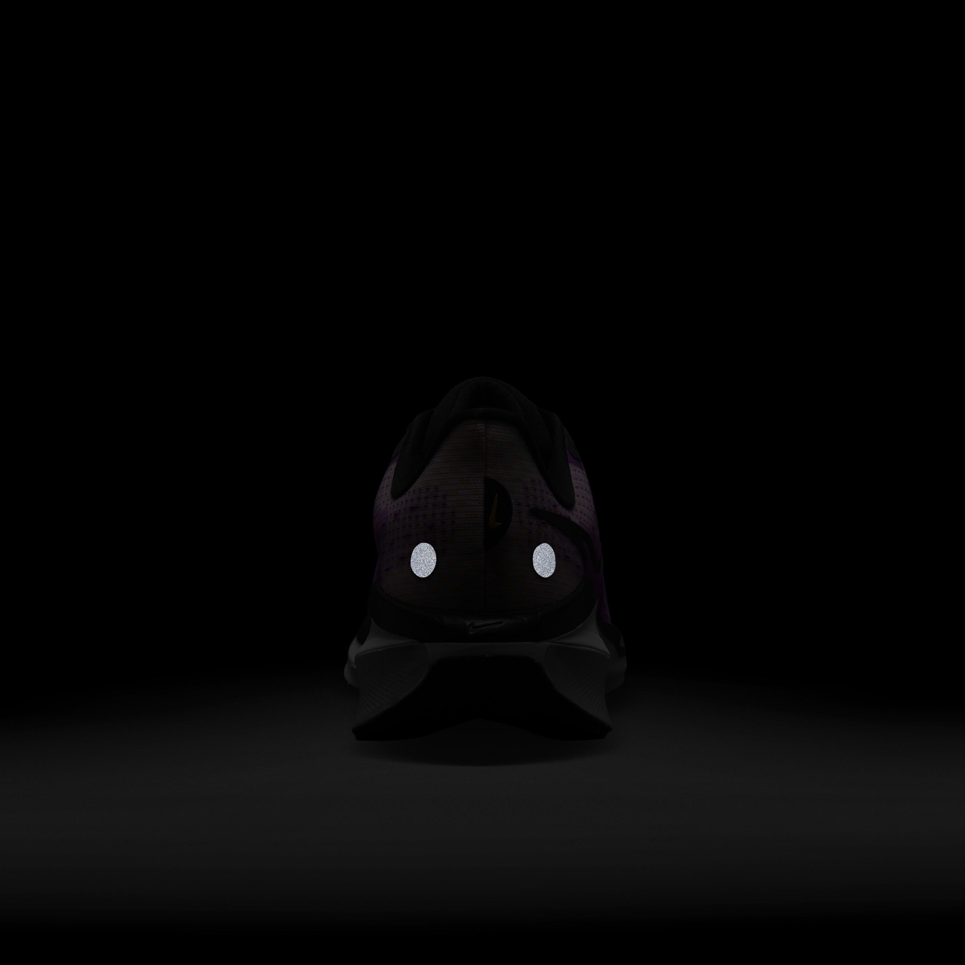 Nike Vomero 17 image number 9