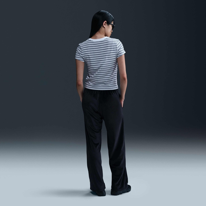 Nike Sportswear Chill Knit image number 4 Nike Sportswear Chill Knit image number 4