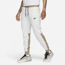 Nike Sportswear Tech Fleece