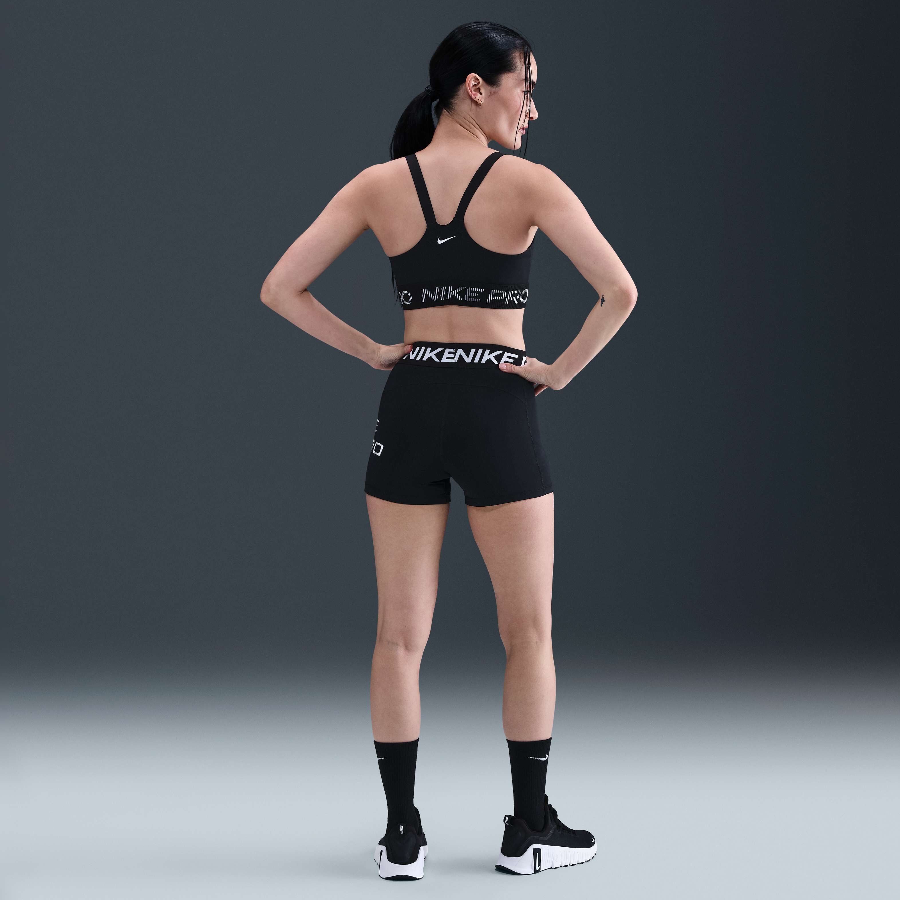 نايكي برو image number 4