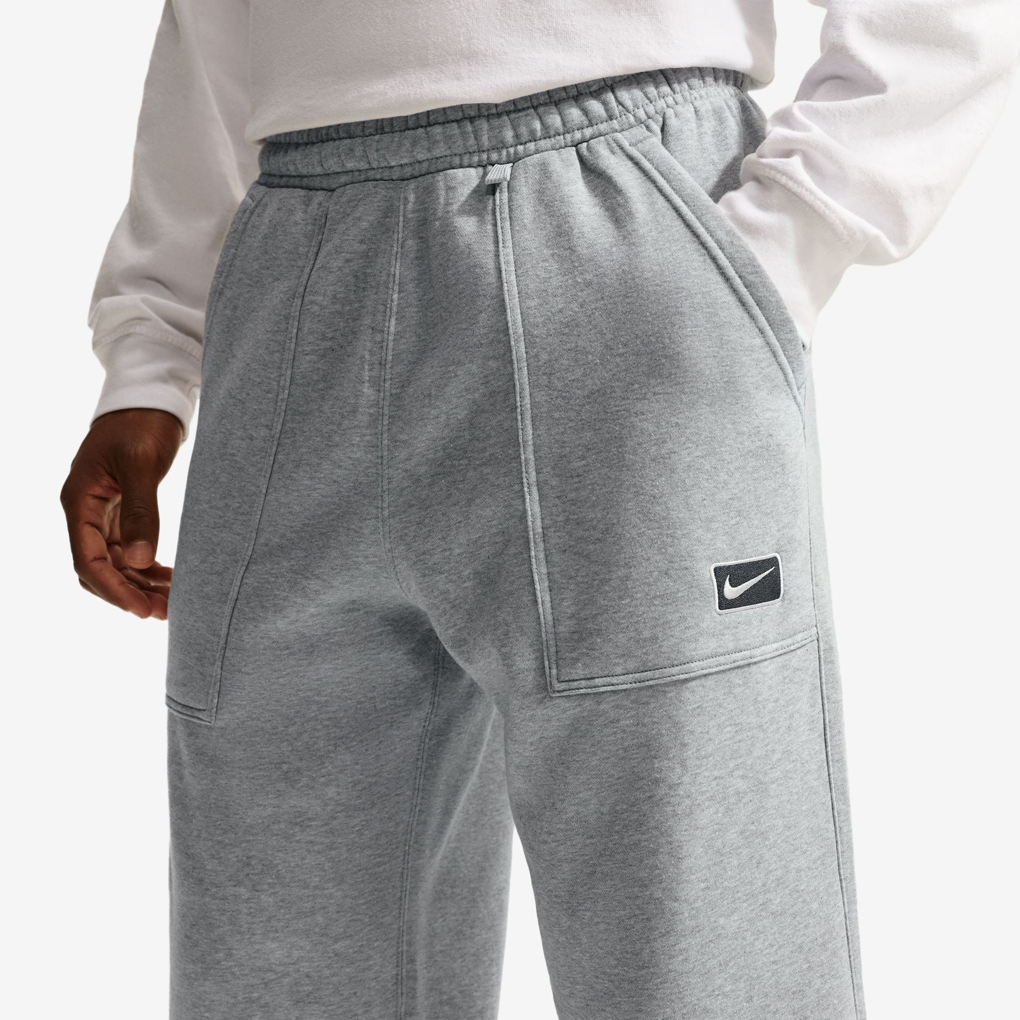 Nike Sportswear  image number 2