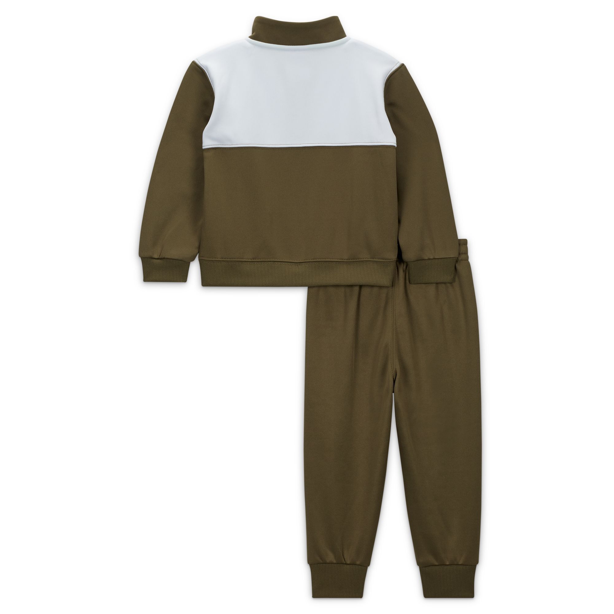 طقم نايكي سبورتسوير سنو داي جرافيك image number 2